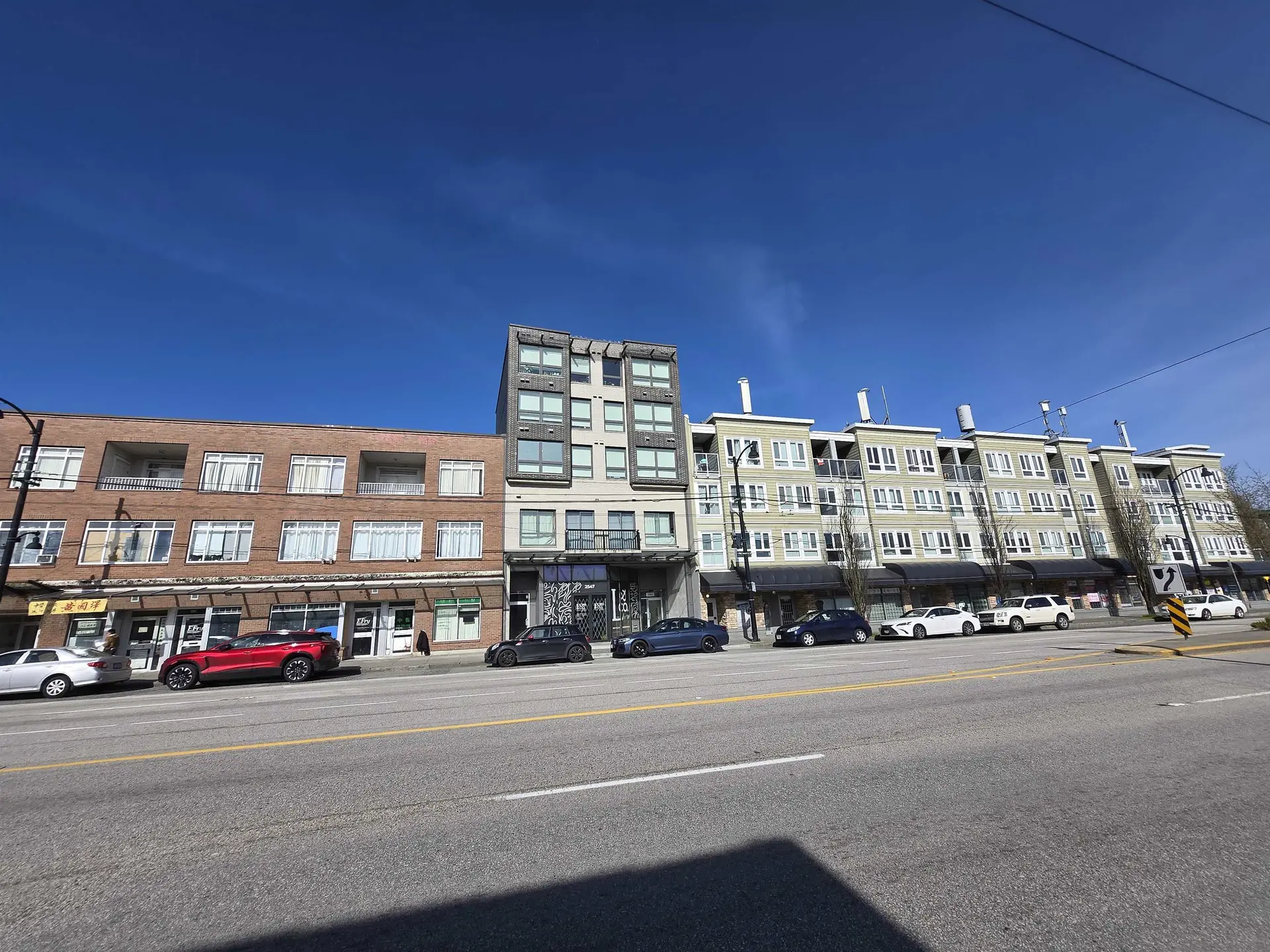 Property at 2551 KINGSWAY, Vancouver, BC