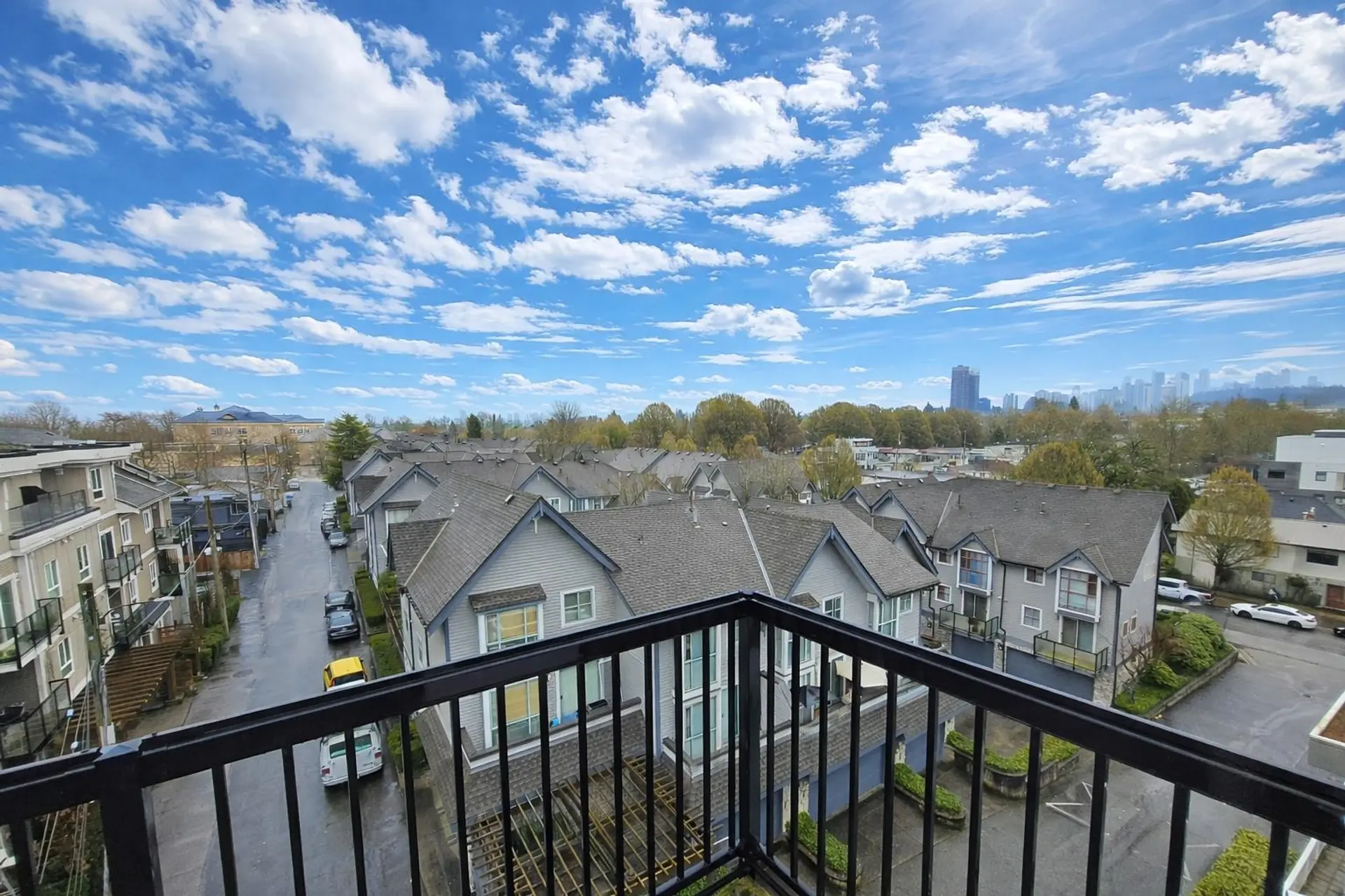 Property at 2551 KINGSWAY, Vancouver, BC