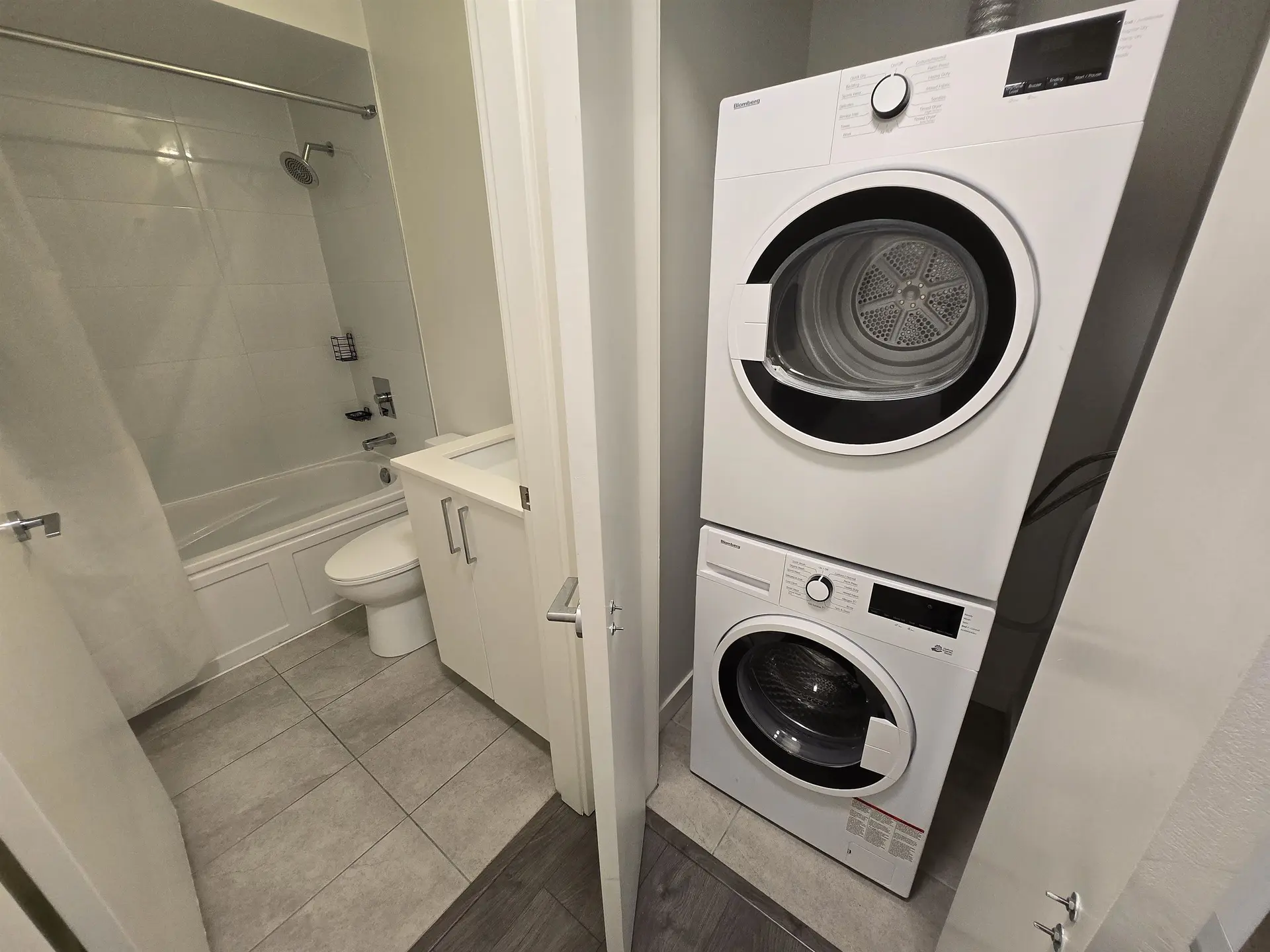 Property at 2551 KINGSWAY, Vancouver, BC