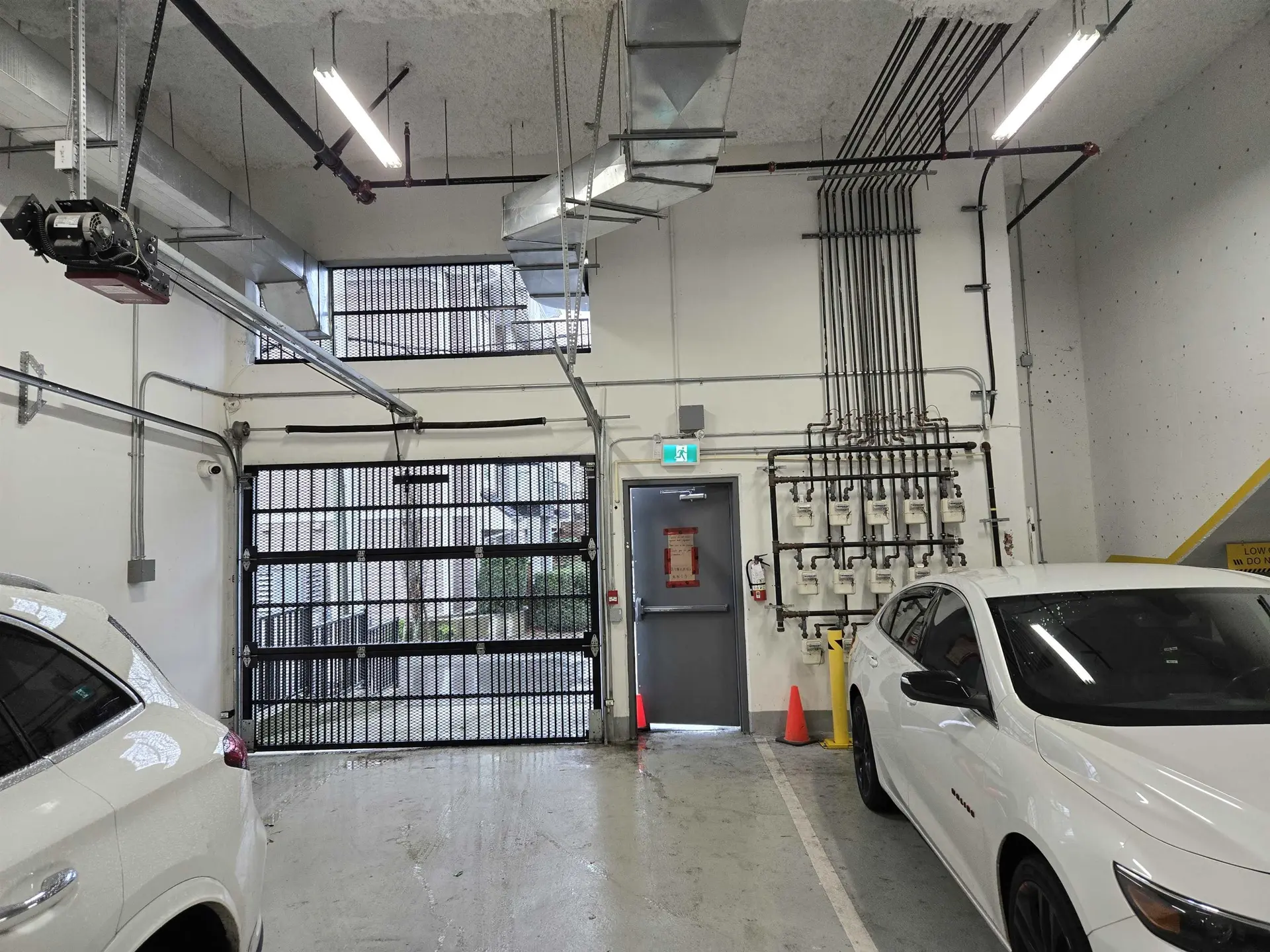 Property at 2551 KINGSWAY, Vancouver, BC