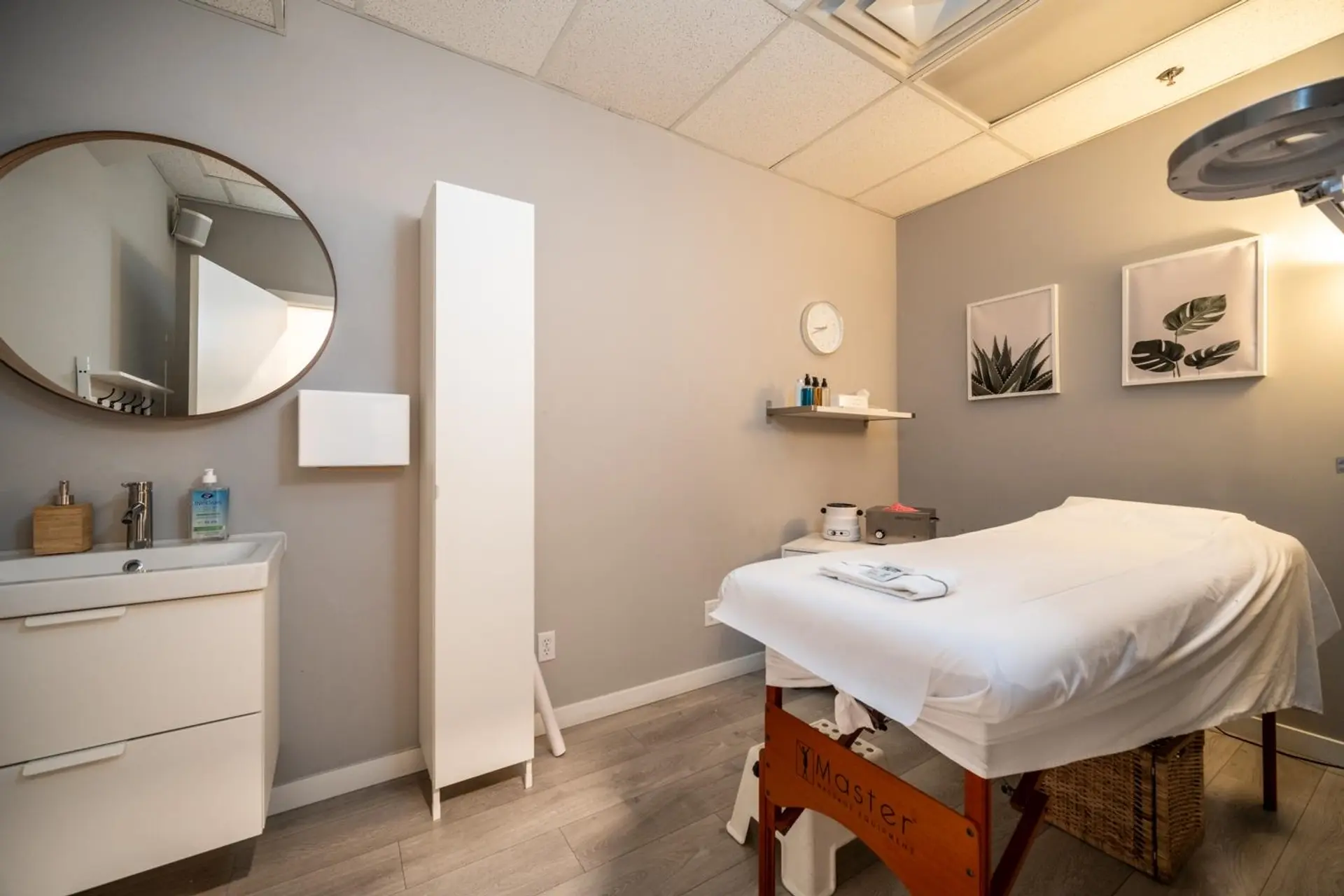 Property at 19897 56 AVENUE, Langley, BC