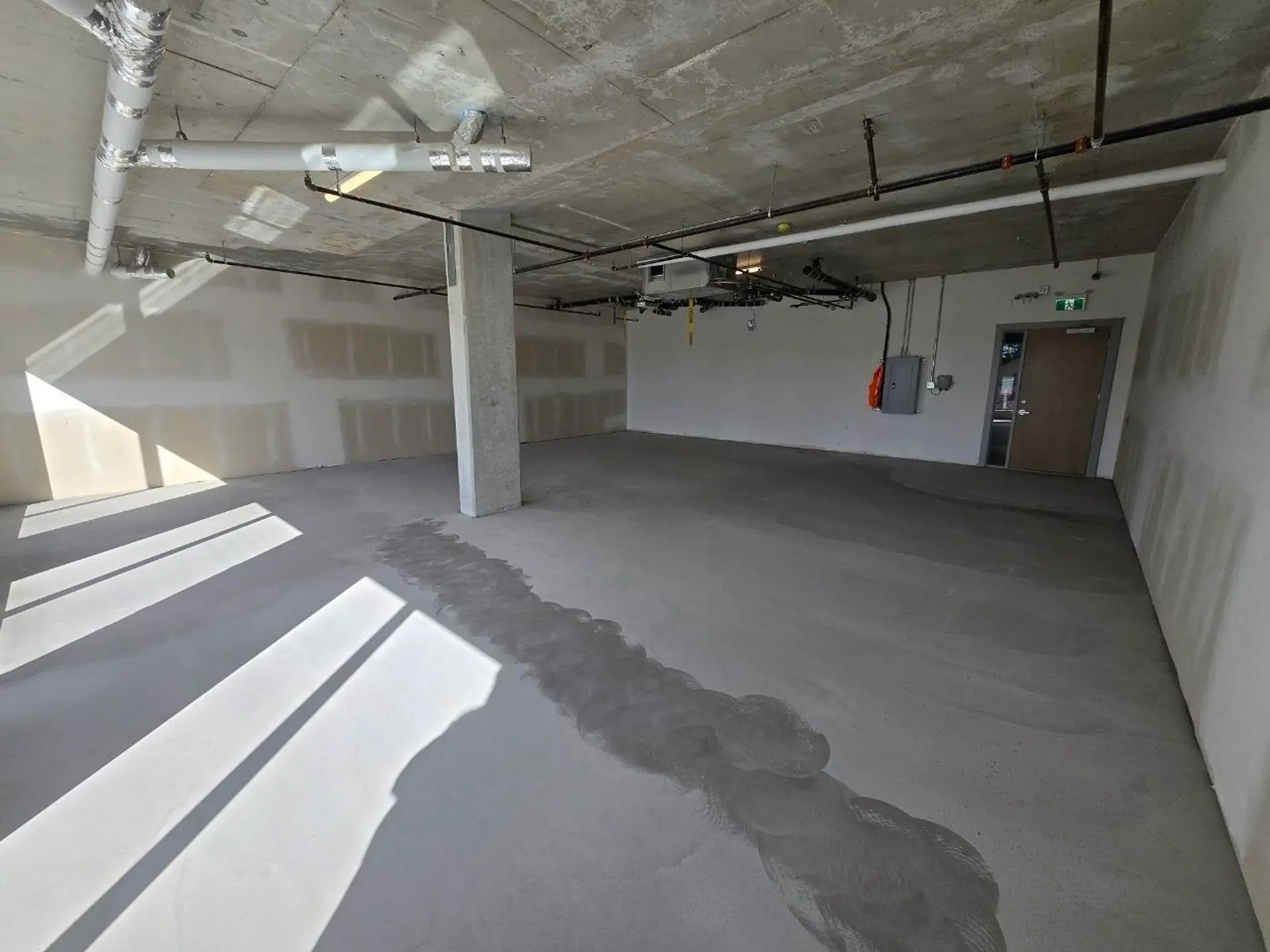 Property at #235 1712 LONSDALE AVENUE, North Vancouver, BC