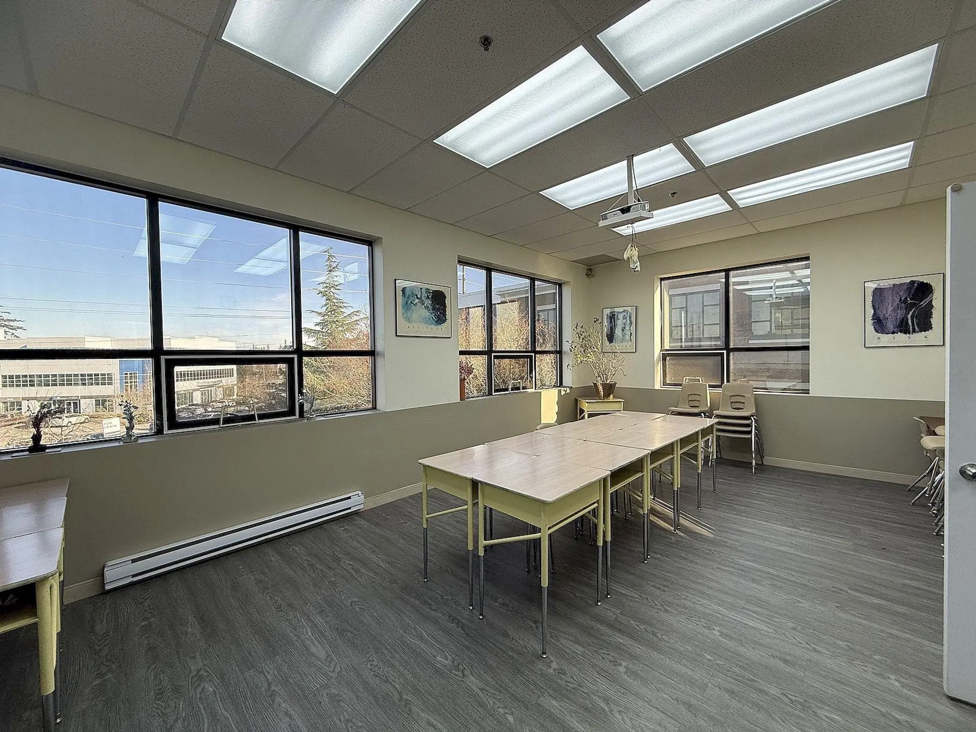 Property at #301 15292 CROYDON DRIVE, Surrey, BC