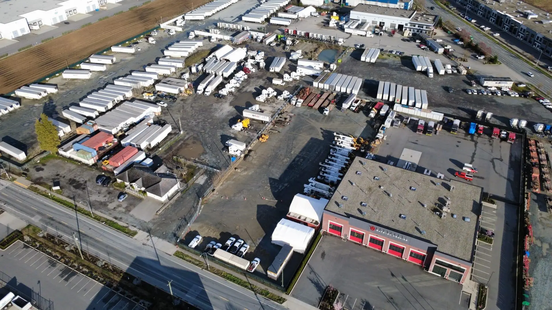 Property at 2142-2162 PEARDONVILLE ROAD, Abbotsford, BC