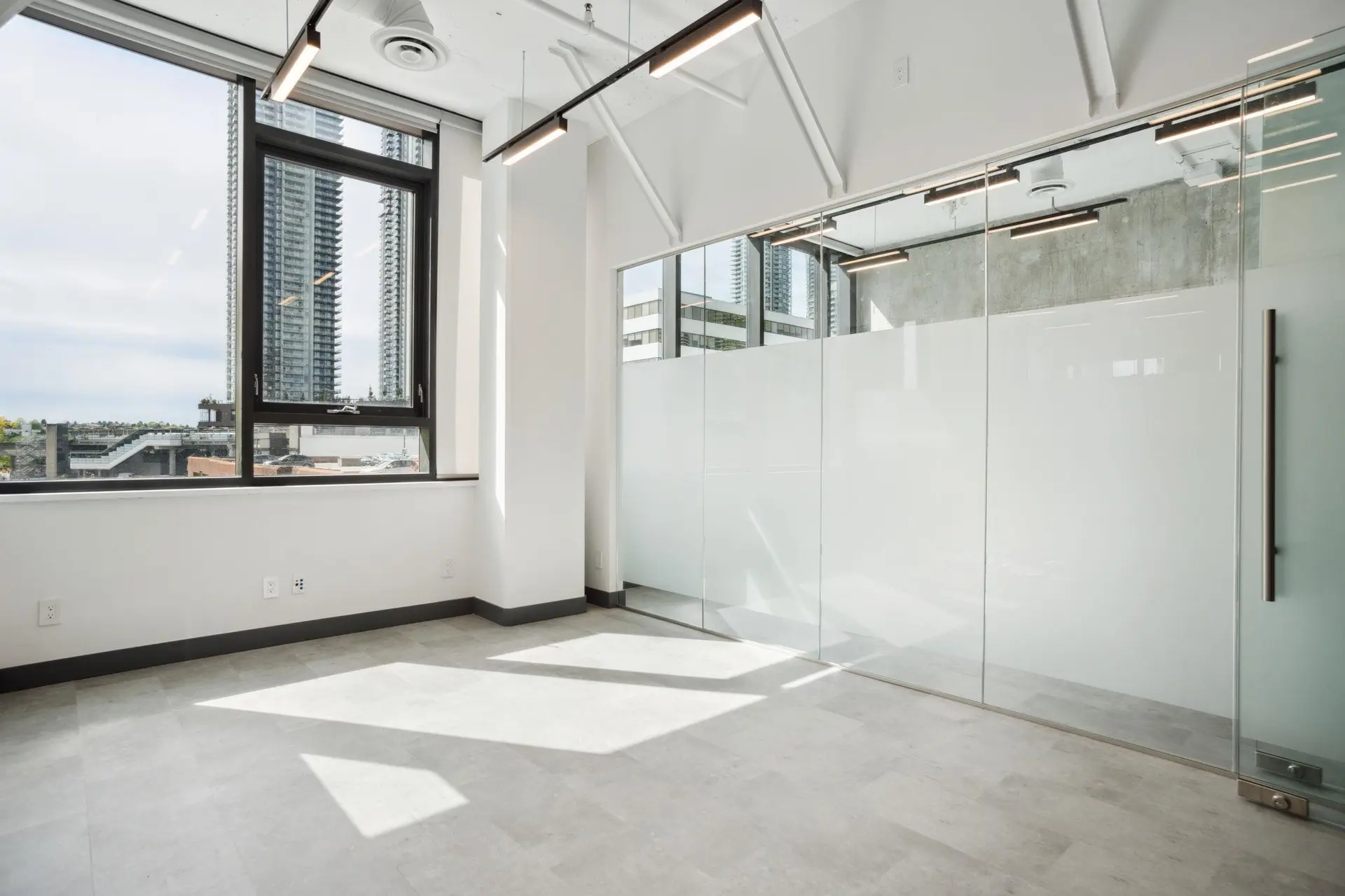 Property at #ROOM B 219-4279 DAWSON STREET, Burnaby, BC