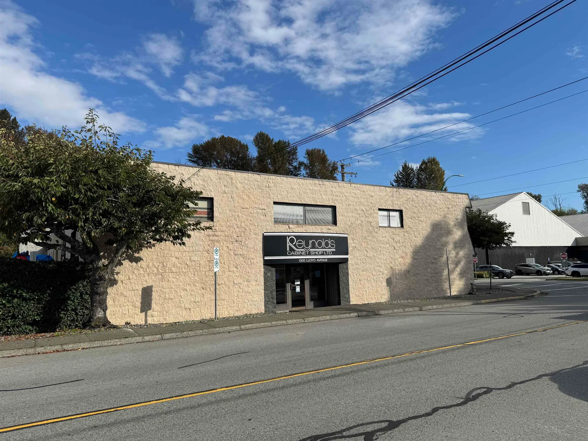 Property at 1300 LLOYD AVENUE, North Vancouver, BC