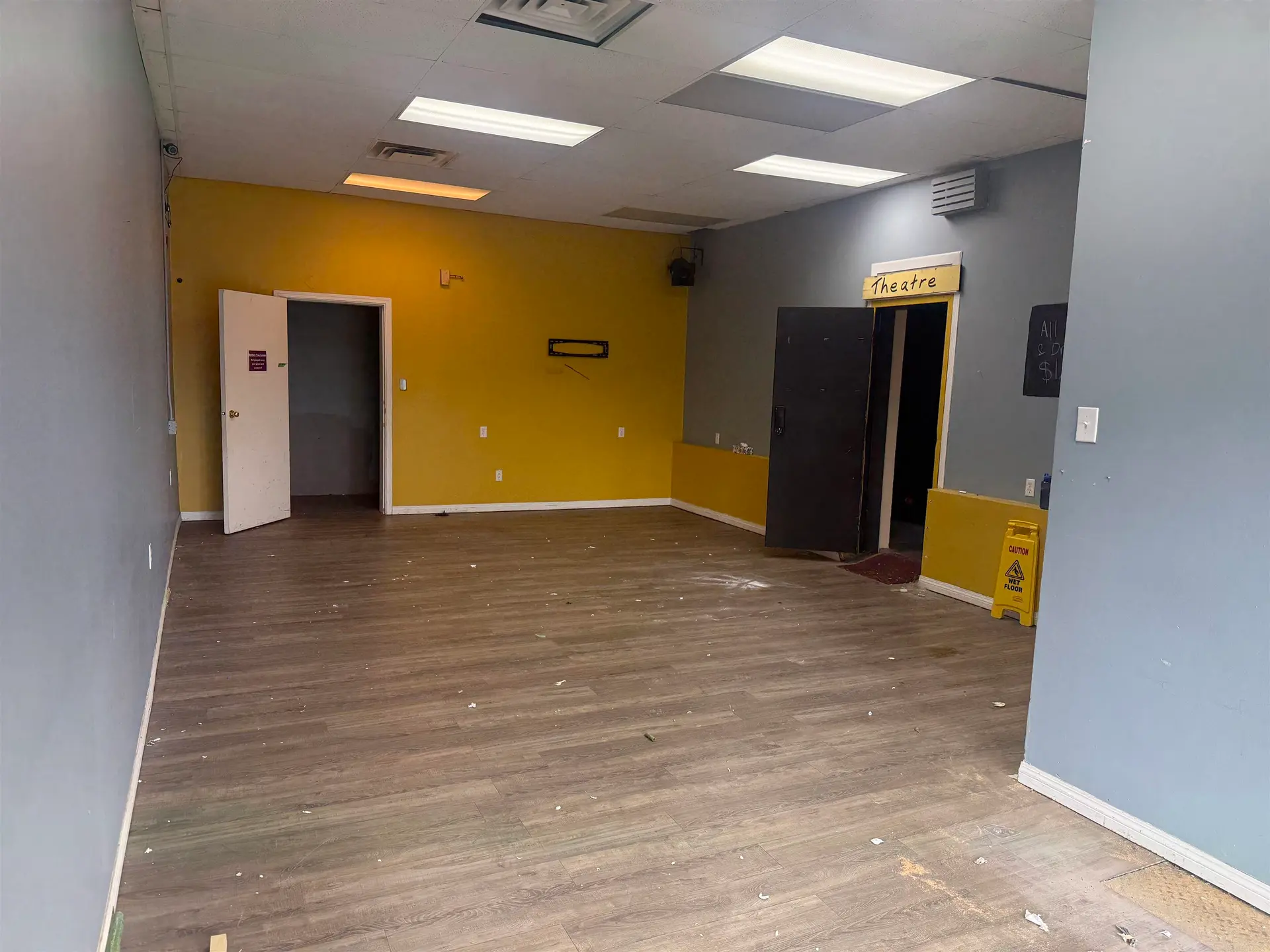 Property at 33223 N RAILWAY AVENUE, Mission, BC