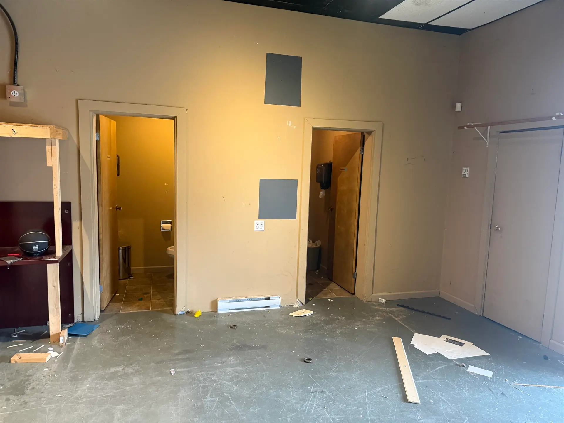 Property at 33223 N RAILWAY AVENUE, Mission, BC