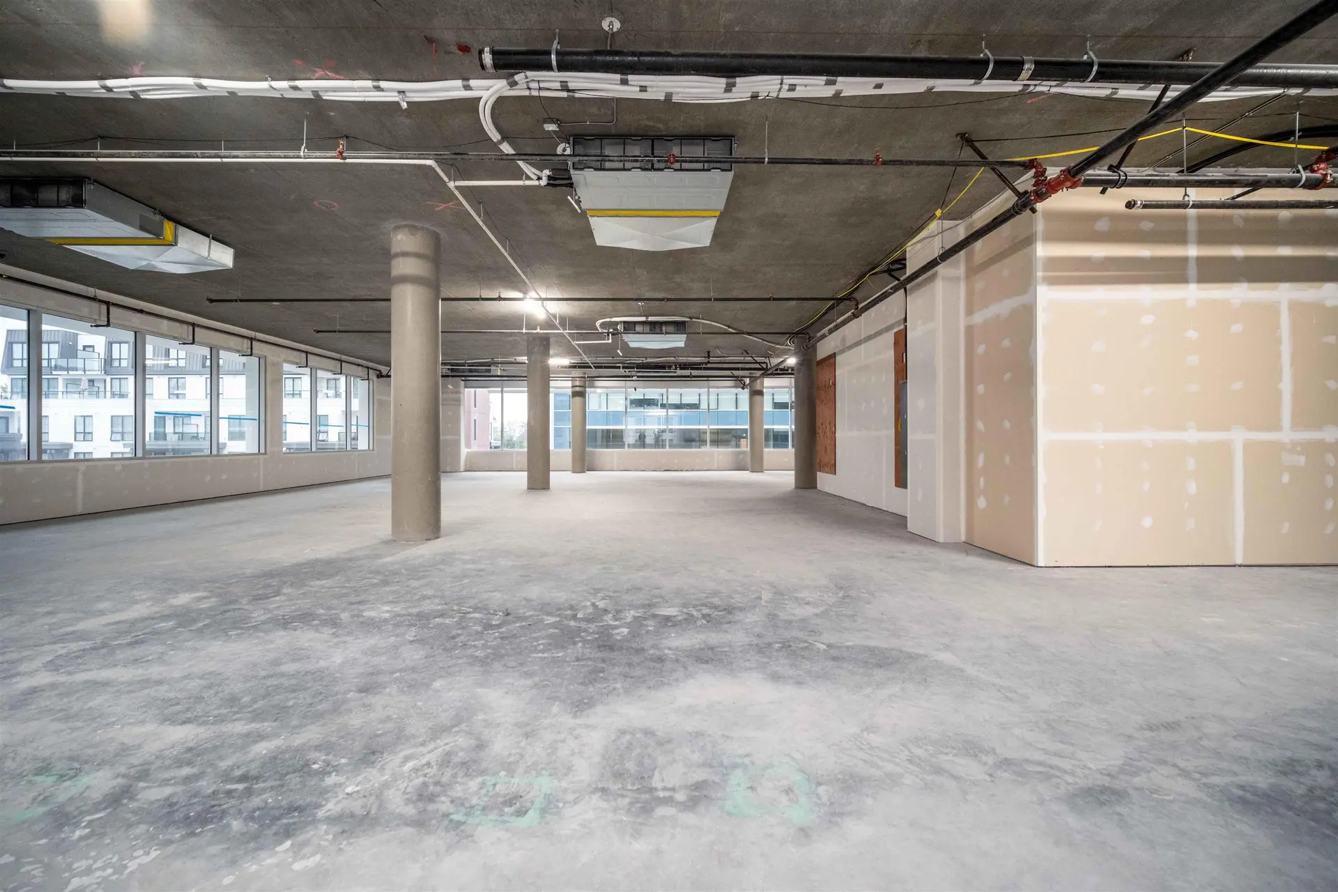 Property at #B325 20020 84 AVENUE, Langley, BC