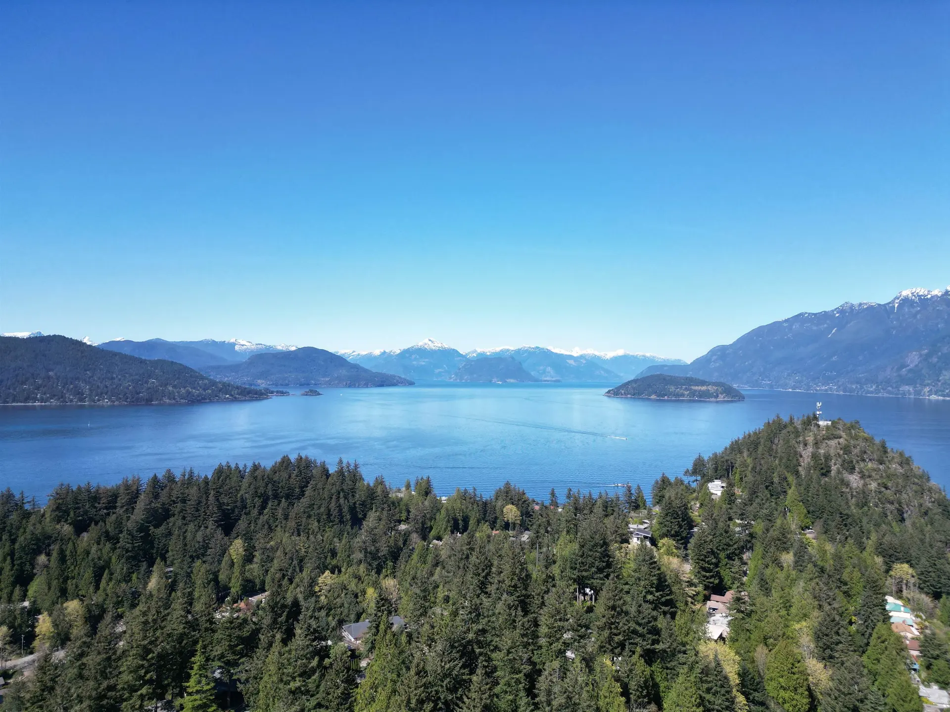 Property at 6415 WELLINGTON AVENUE, West Vancouver, BC