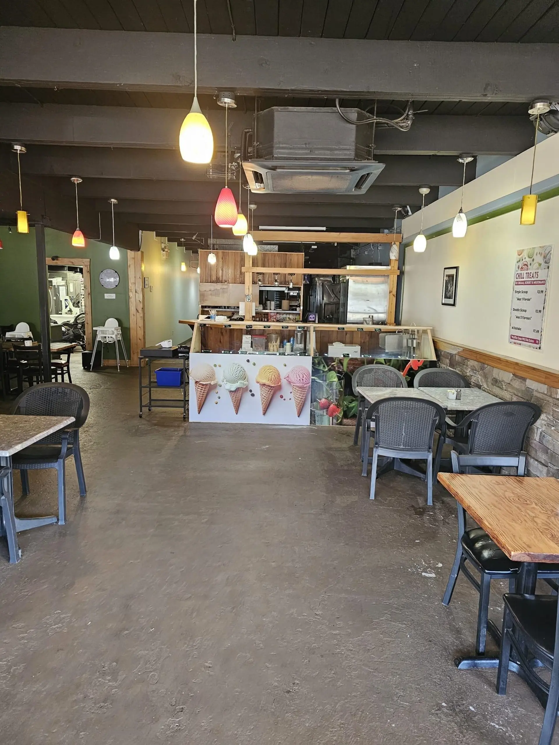 Property at 38042 CLEVELAND AVENUE, Squamish, BC