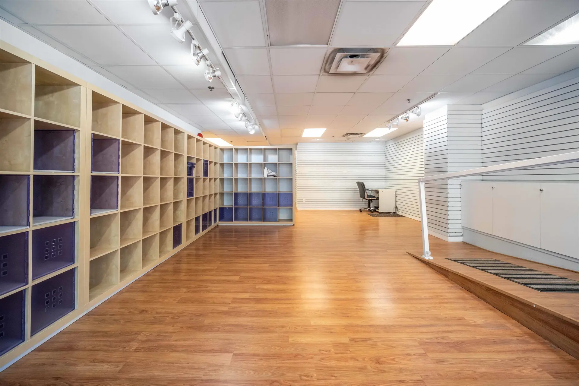 3424 W BROADWAY - Image 2