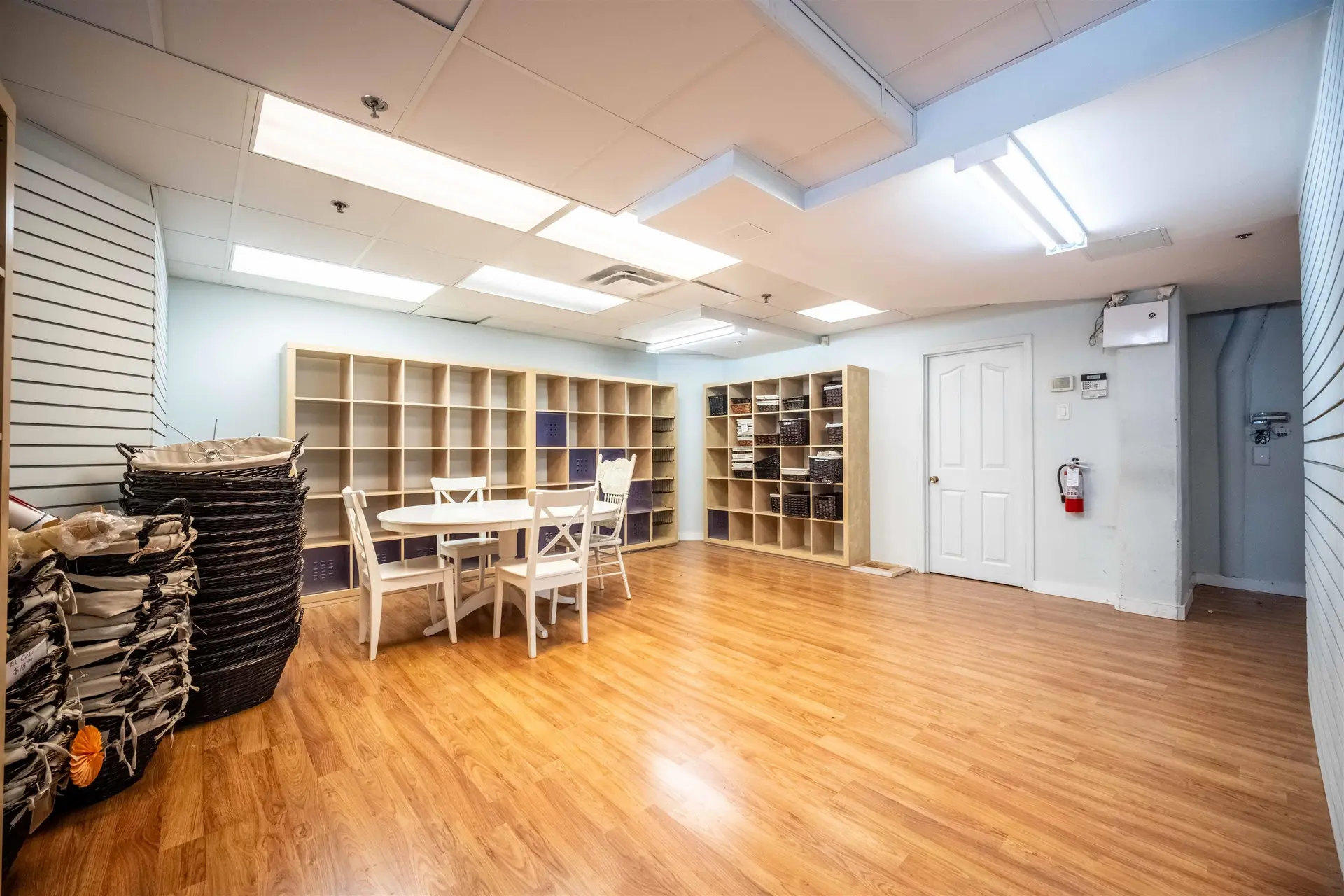 3424 W BROADWAY - Image 12