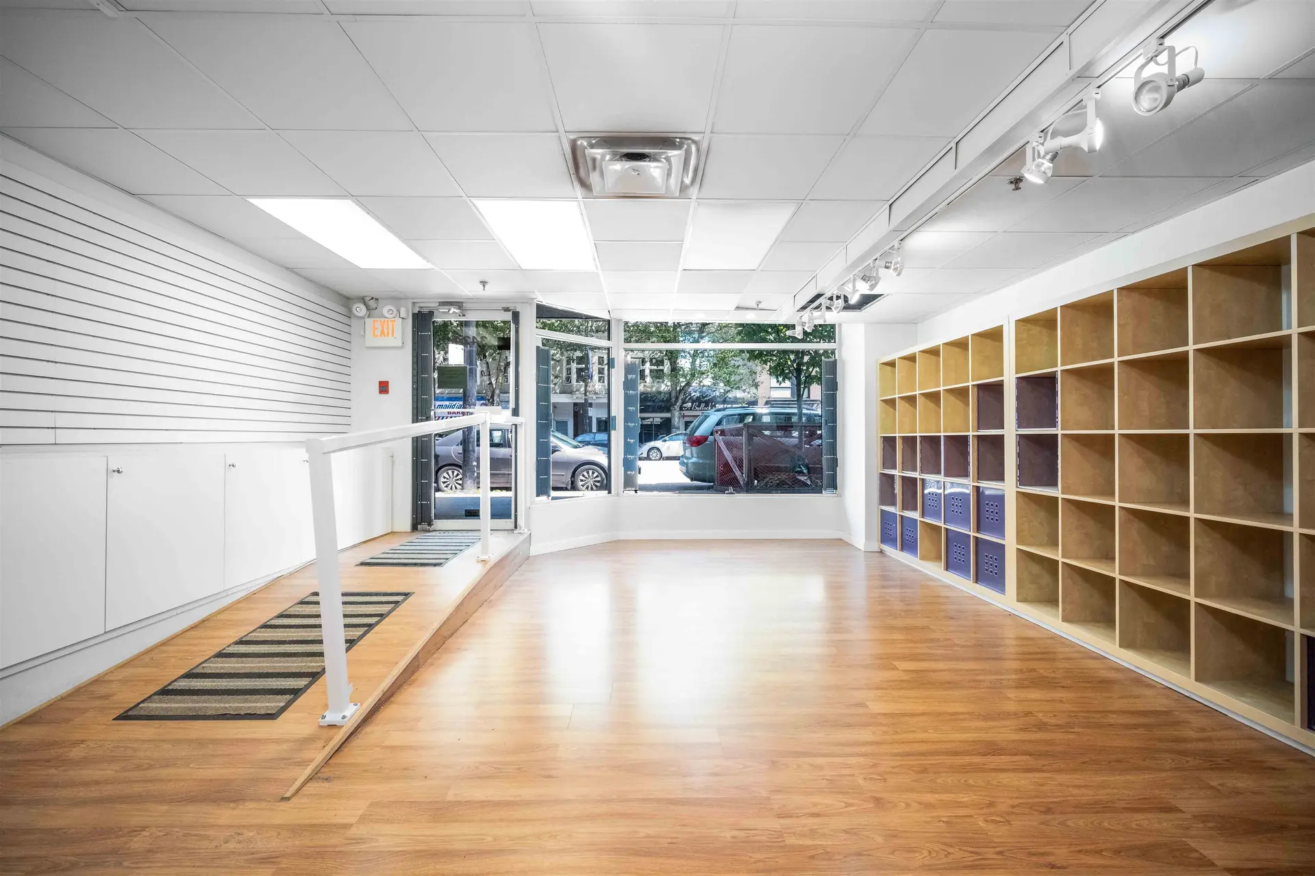 3424 W BROADWAY - Image 3