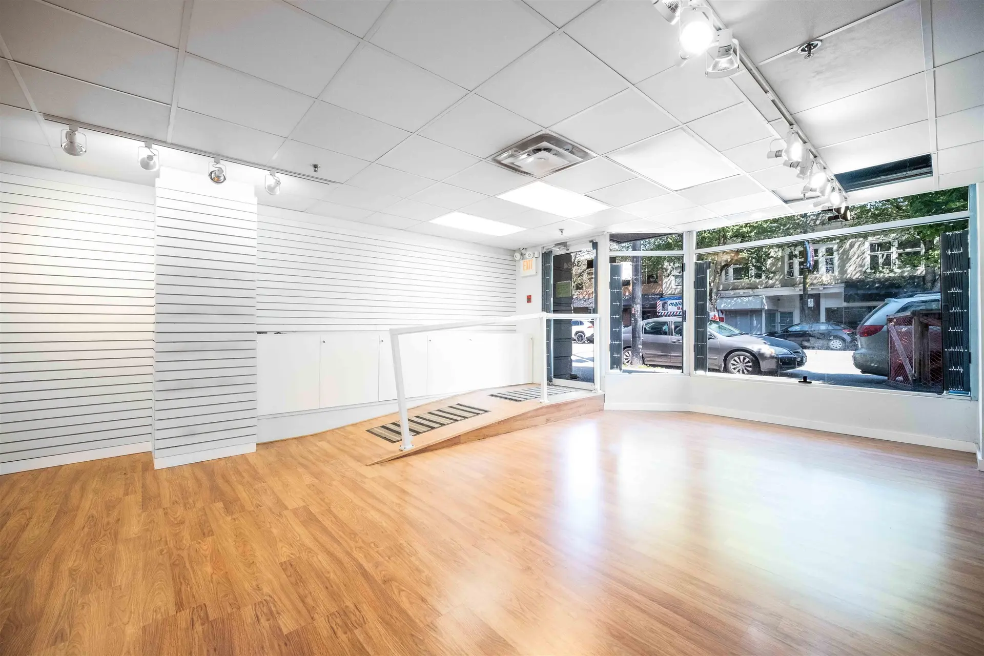 3424 W BROADWAY - Image 5