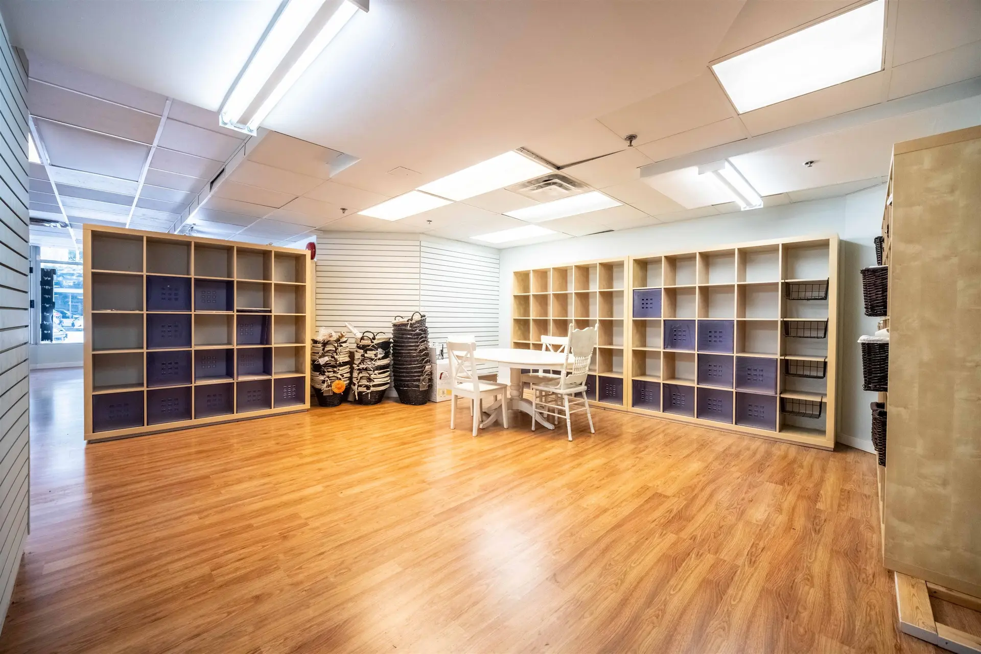 3424 W BROADWAY - Image 10