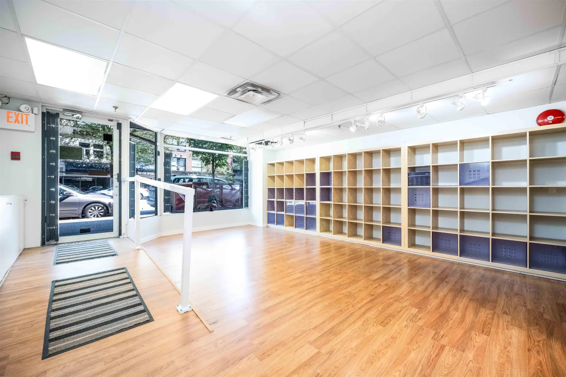 3424 W BROADWAY - Image 4