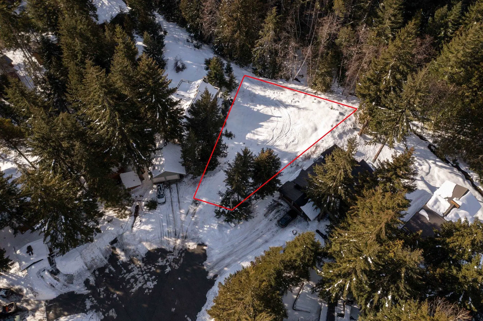 Property at 8648 LAKEWOOD COURT, Whistler, BC