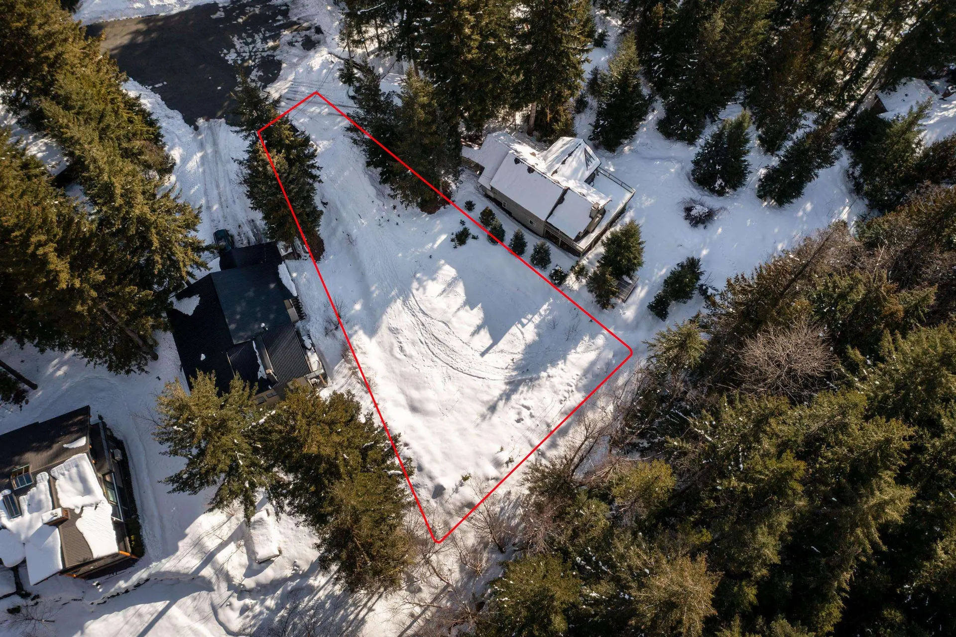 Property at 8648 LAKEWOOD COURT, Whistler, BC