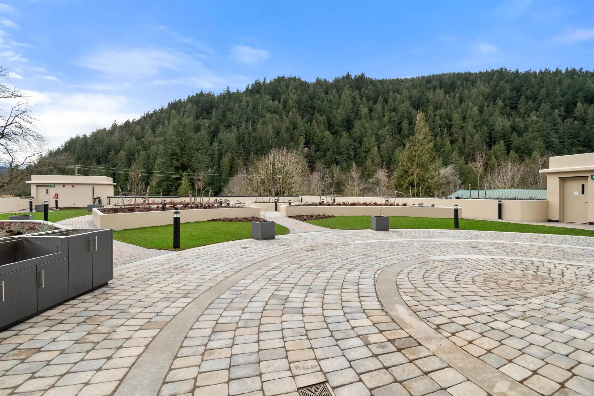 Property at #604 120 ESPLANADE AVENUE, Harrison Hot Springs, BC