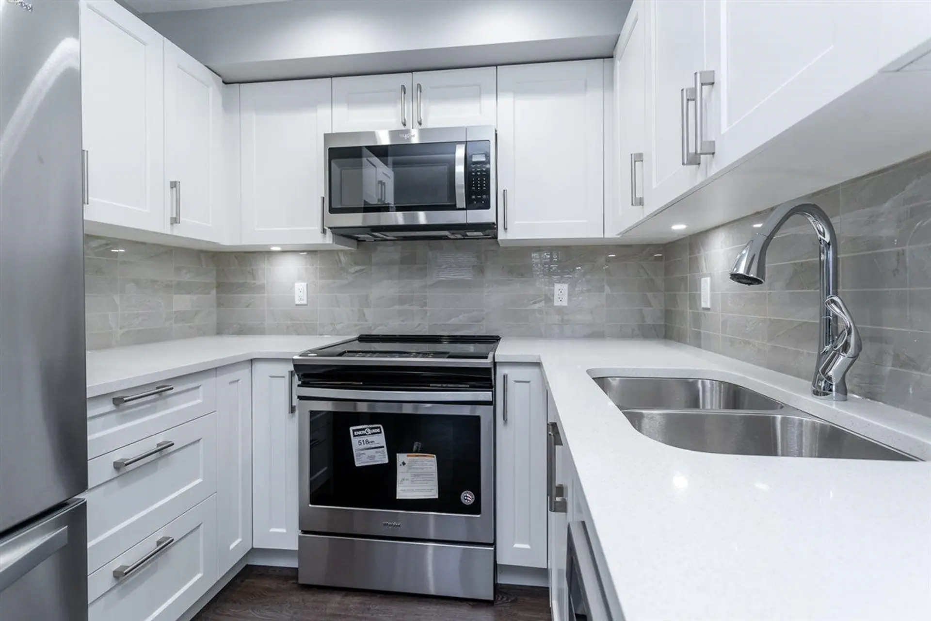 Property at #305 1990 WESTMINSTER AVENUE, Port Coquitlam, BC