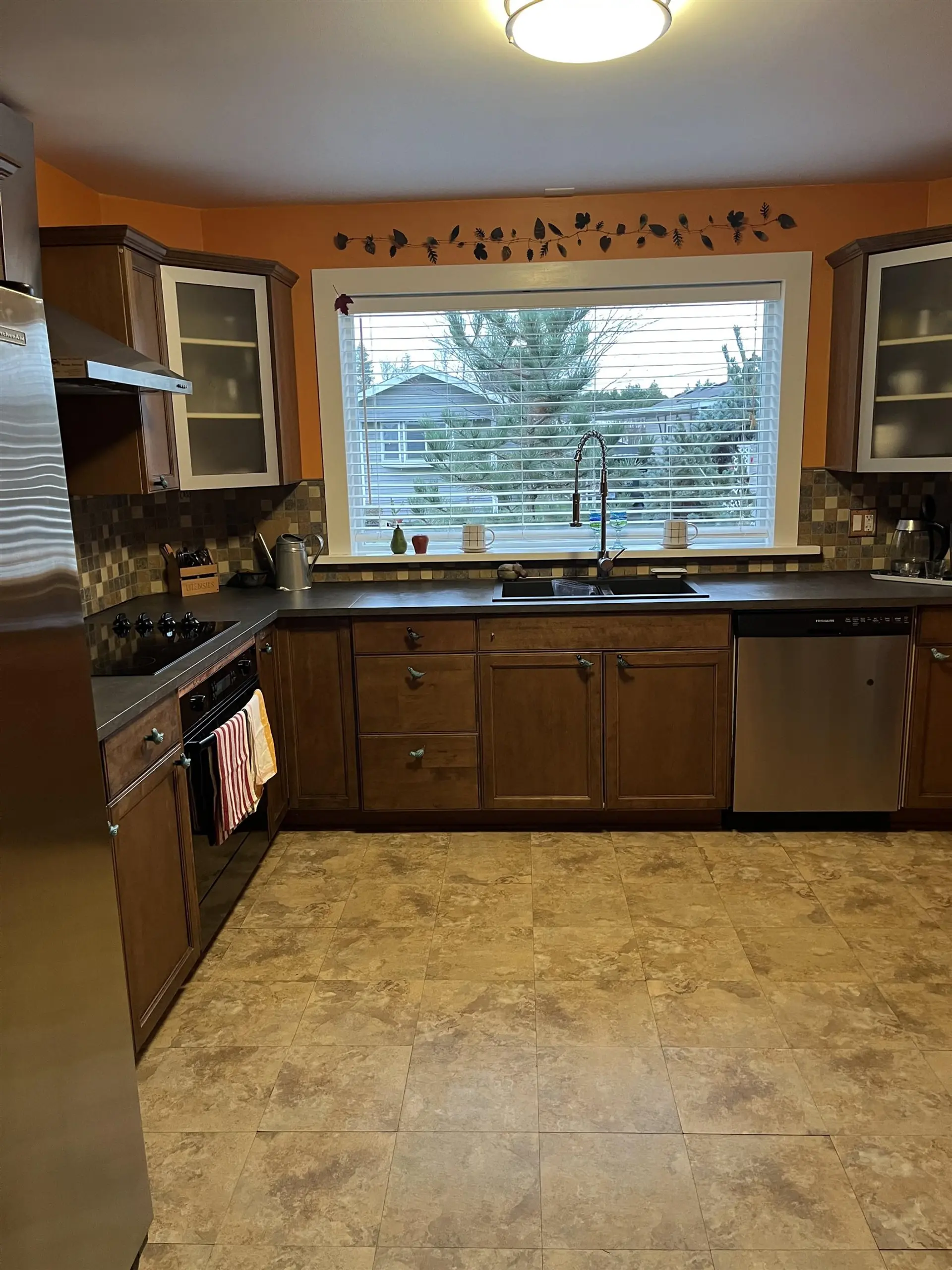 #62 31313 Livingstone Avenue - Image 5