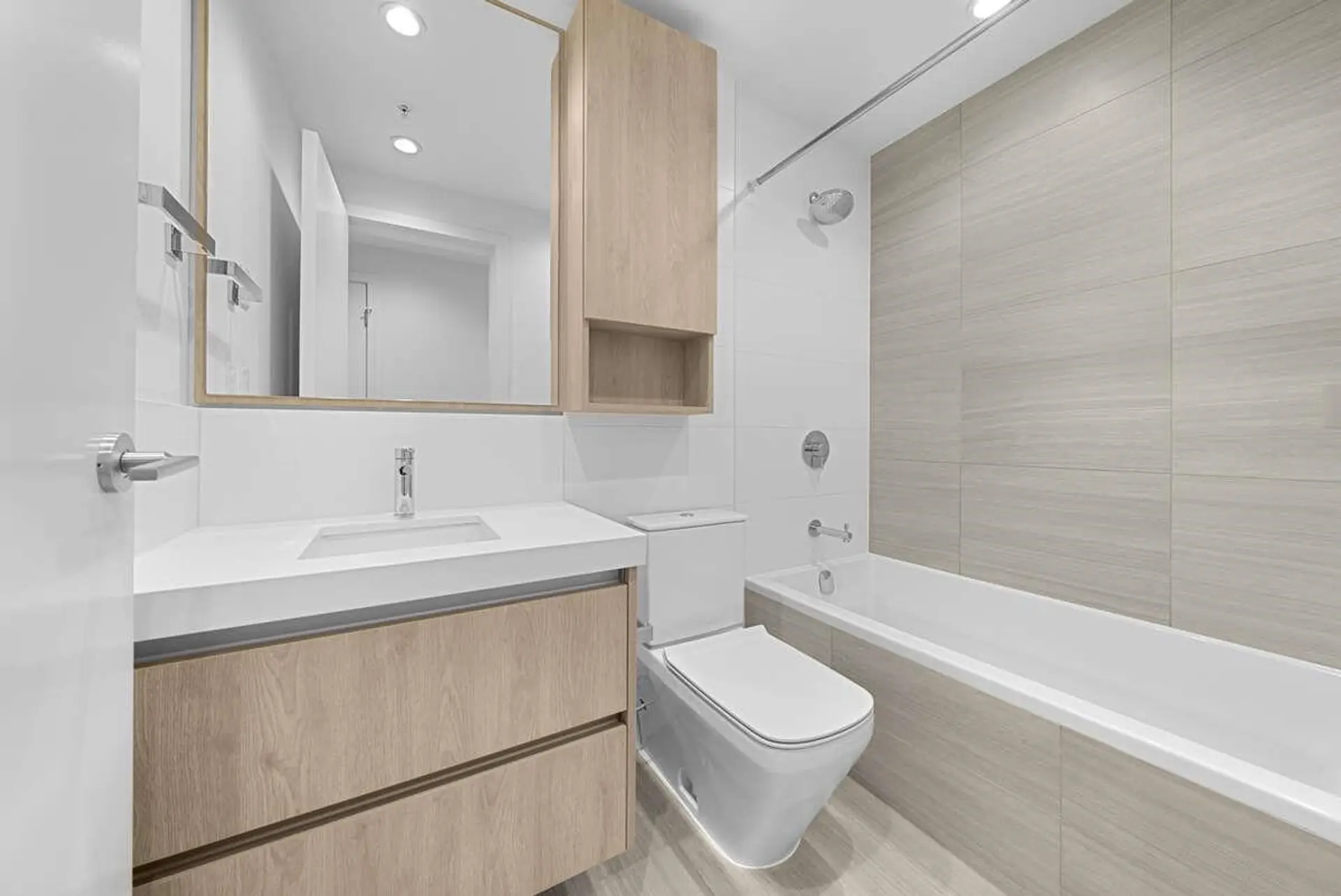 Property at #401 6080 MCKAY AVENUE, Burnaby, BC