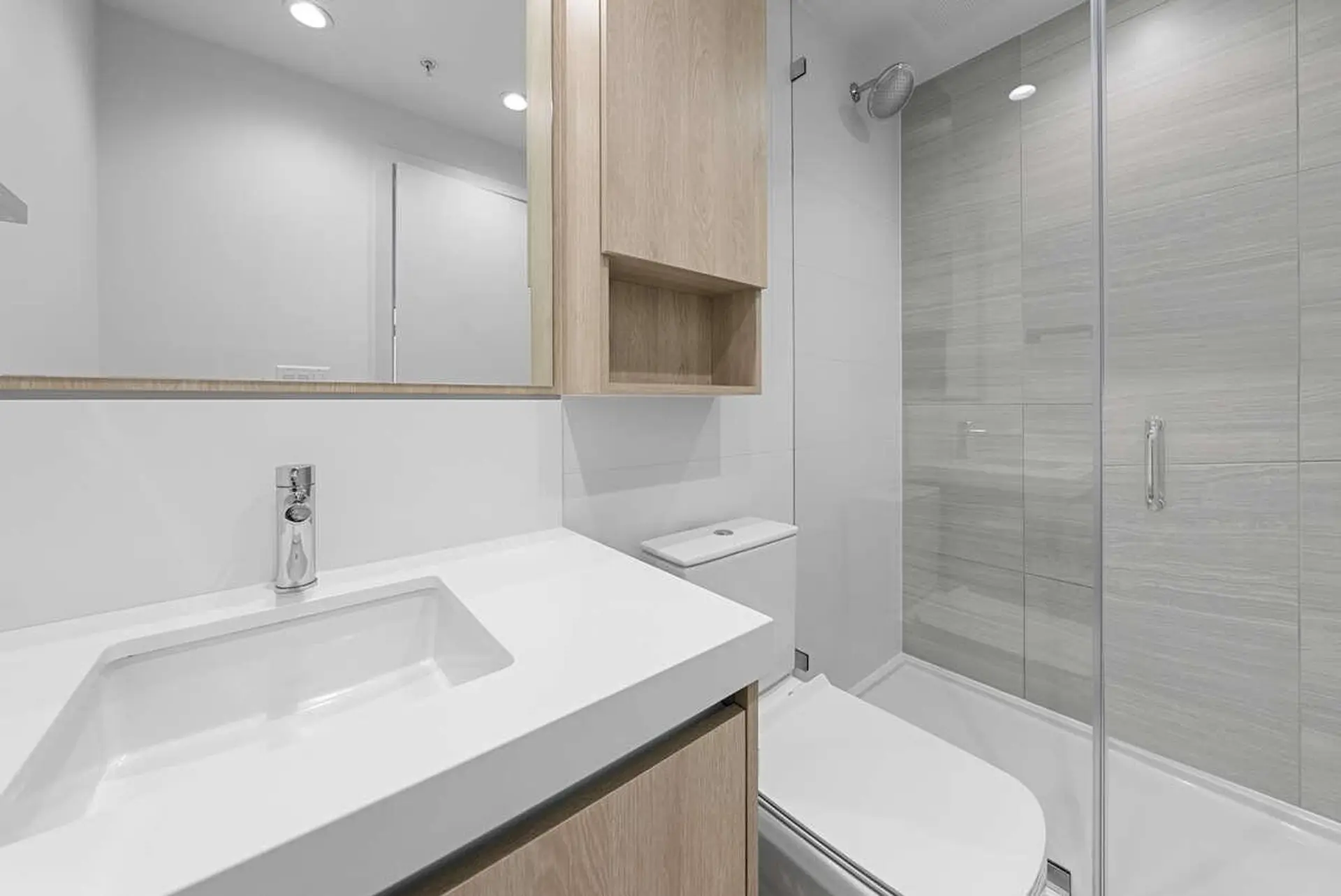 Property at #401 6080 MCKAY AVENUE, Burnaby, BC