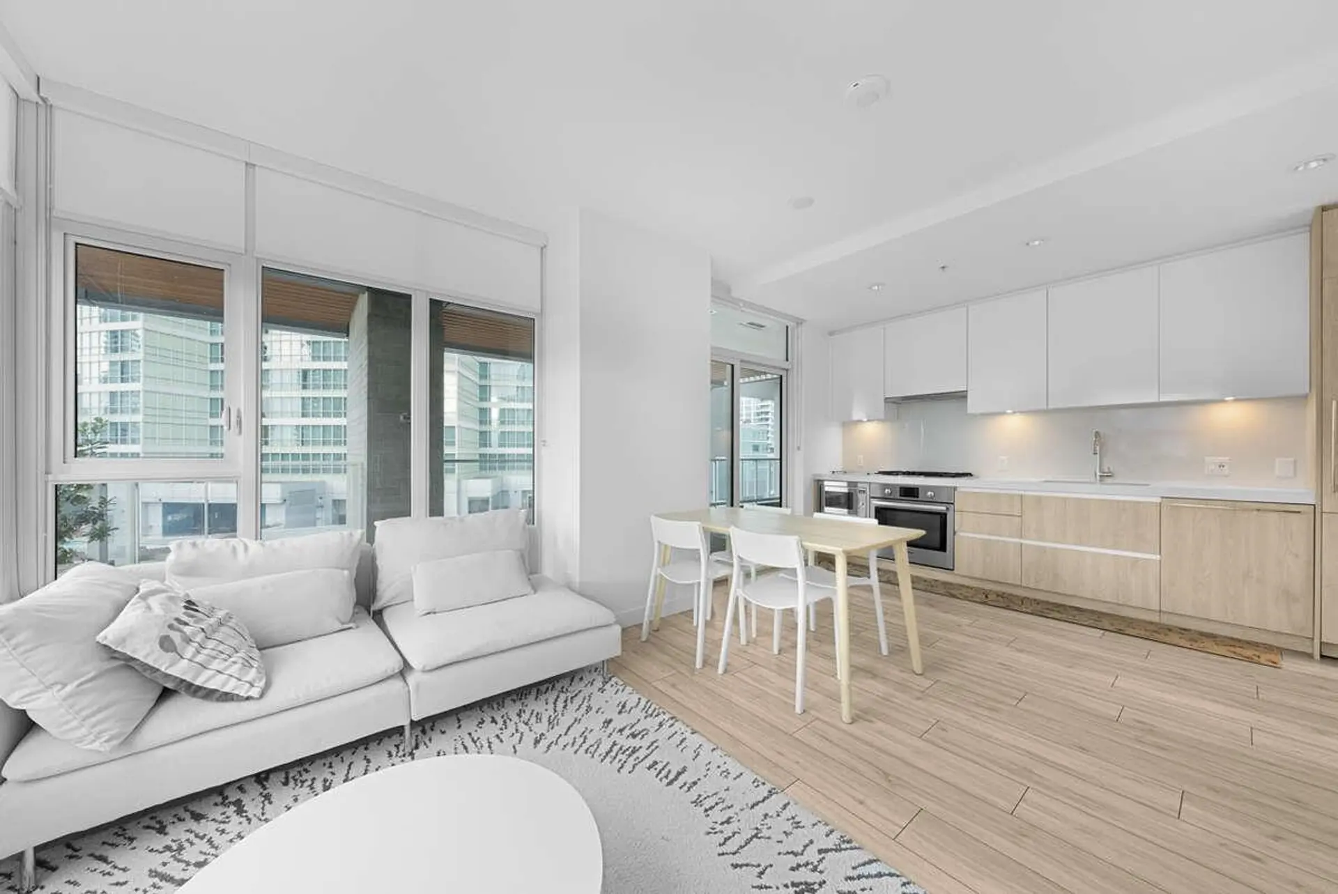 Property at #401 6080 MCKAY AVENUE, Burnaby, BC