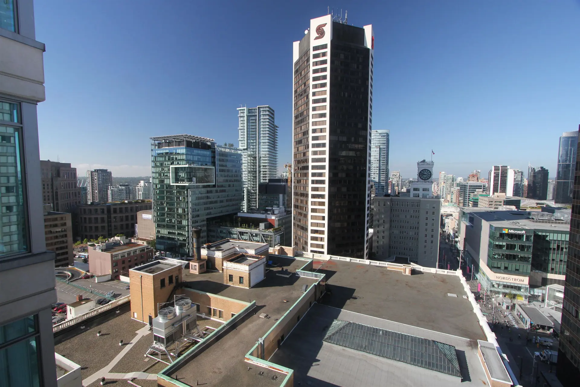 #2301 610 Granville Street - Image 1