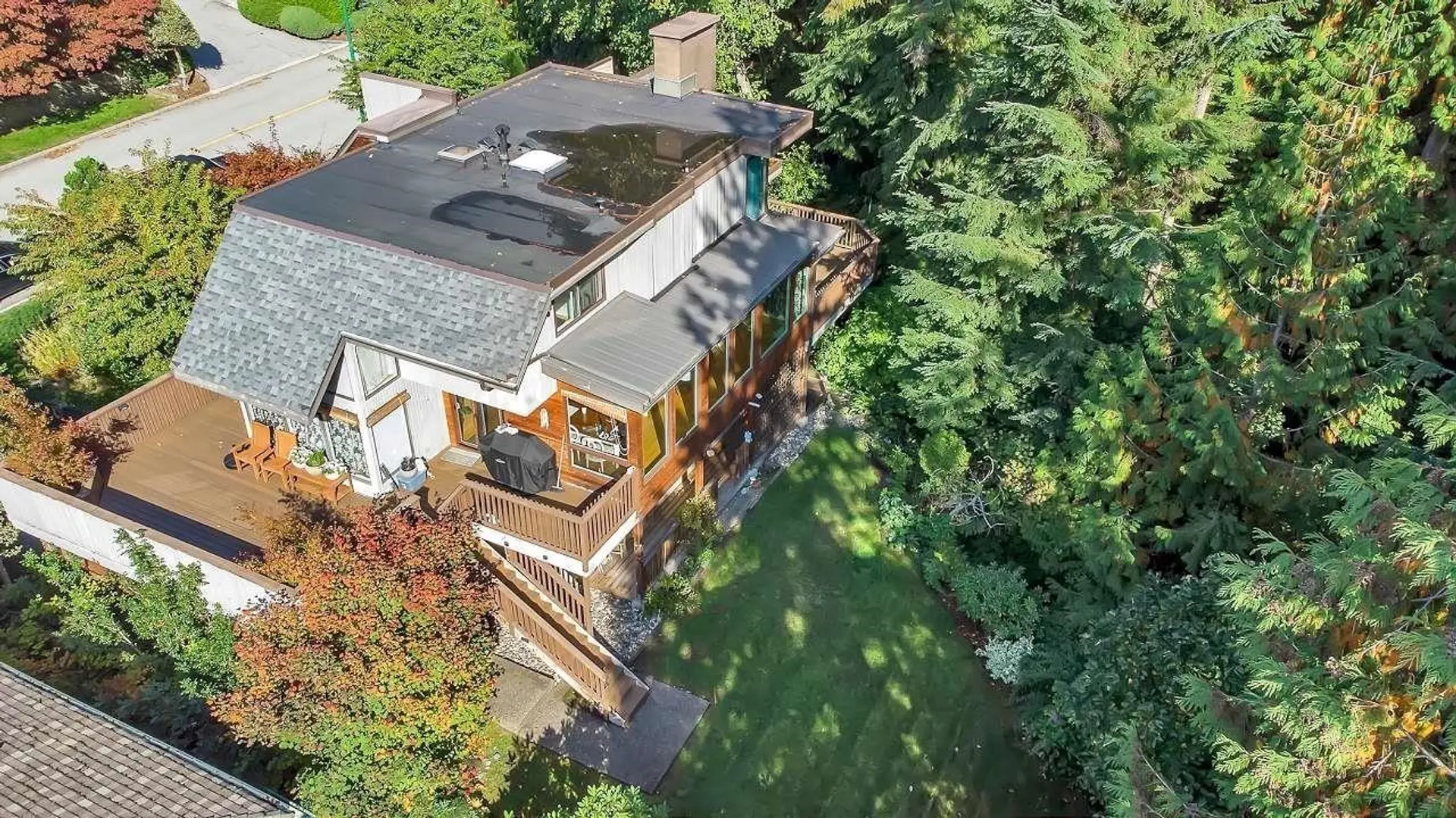 Property at 5344 CLIFFRIDGE AVENUE, North Vancouver, BC