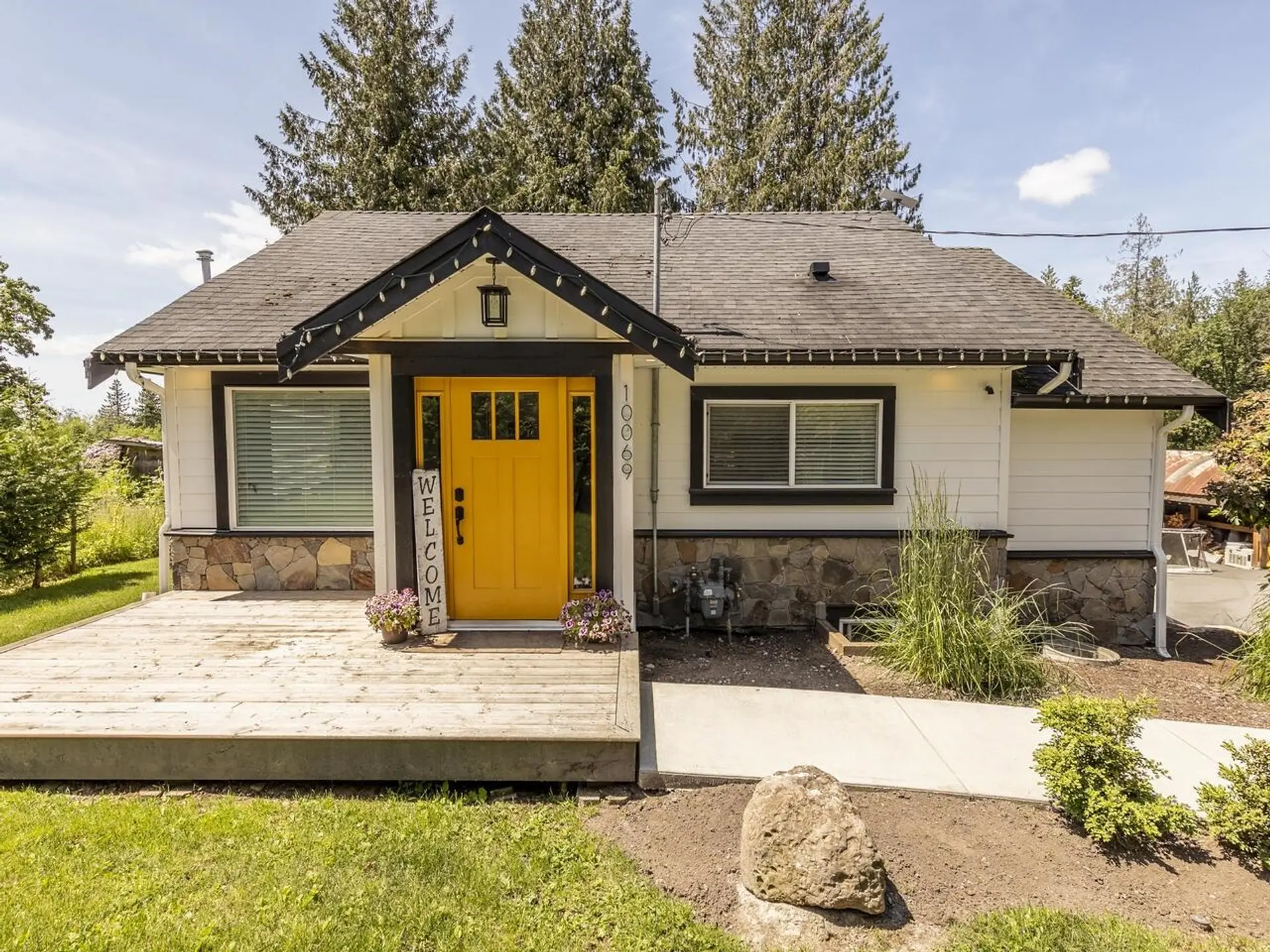 Property at 10069 Wolfe Street, Mission, BC