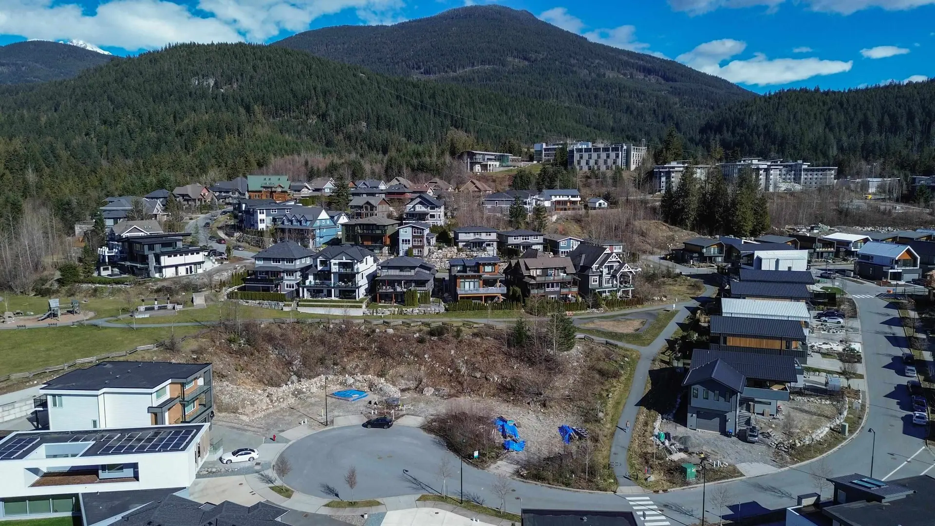 Property at 2917 SNOWBERRY PLACE, Squamish, BC