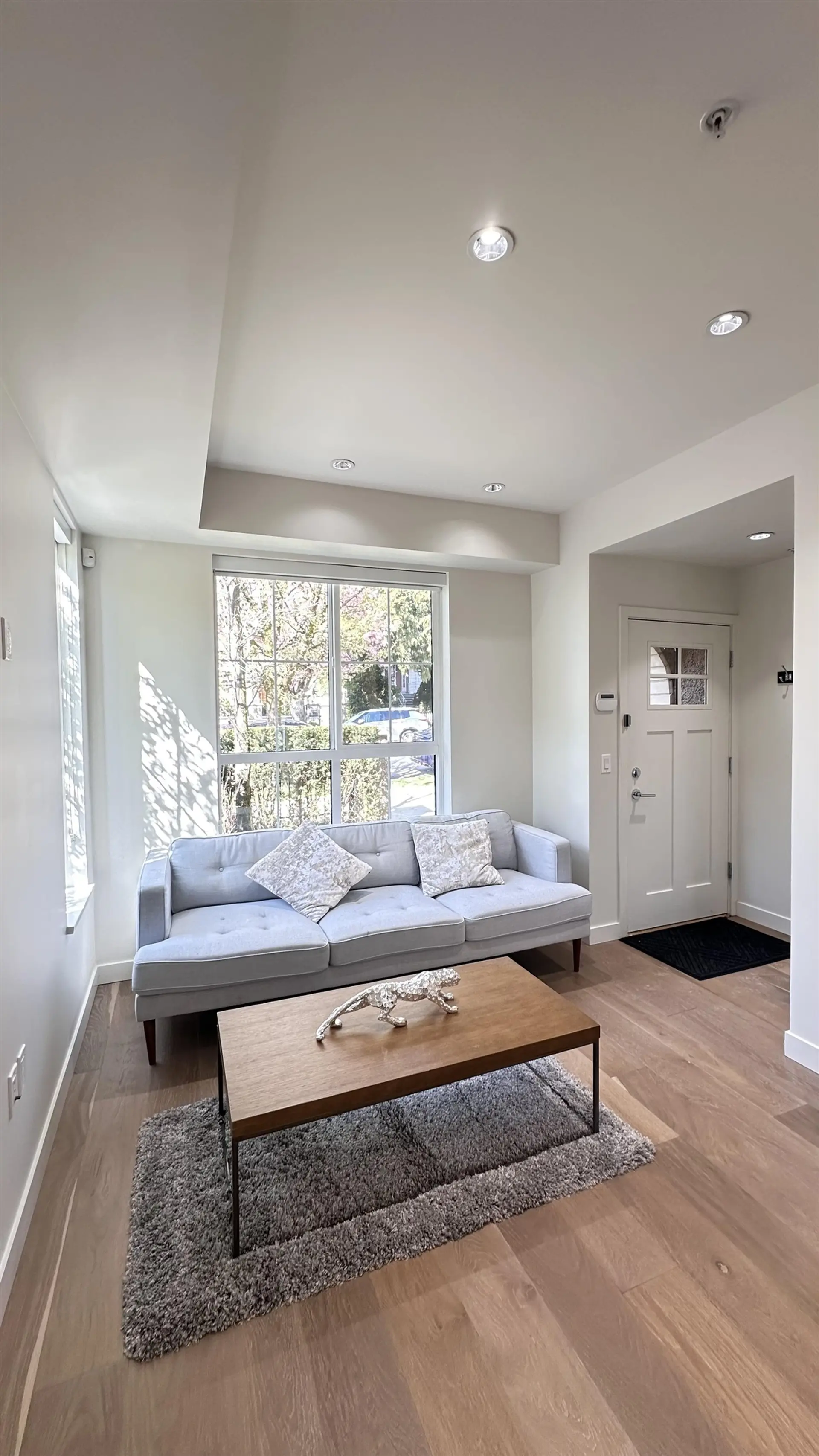 8588 Osler Street - Image 12
