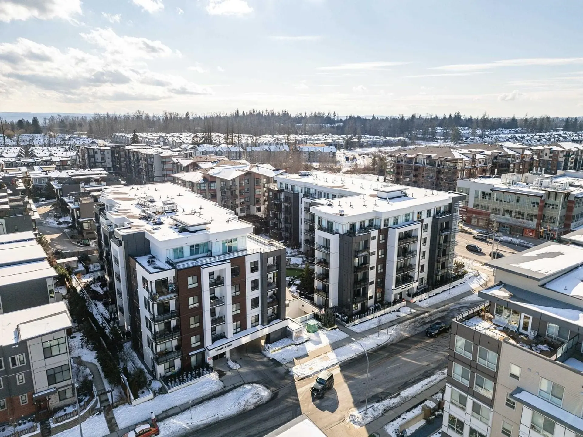 #A507 20838 78b Avenue - Image 2