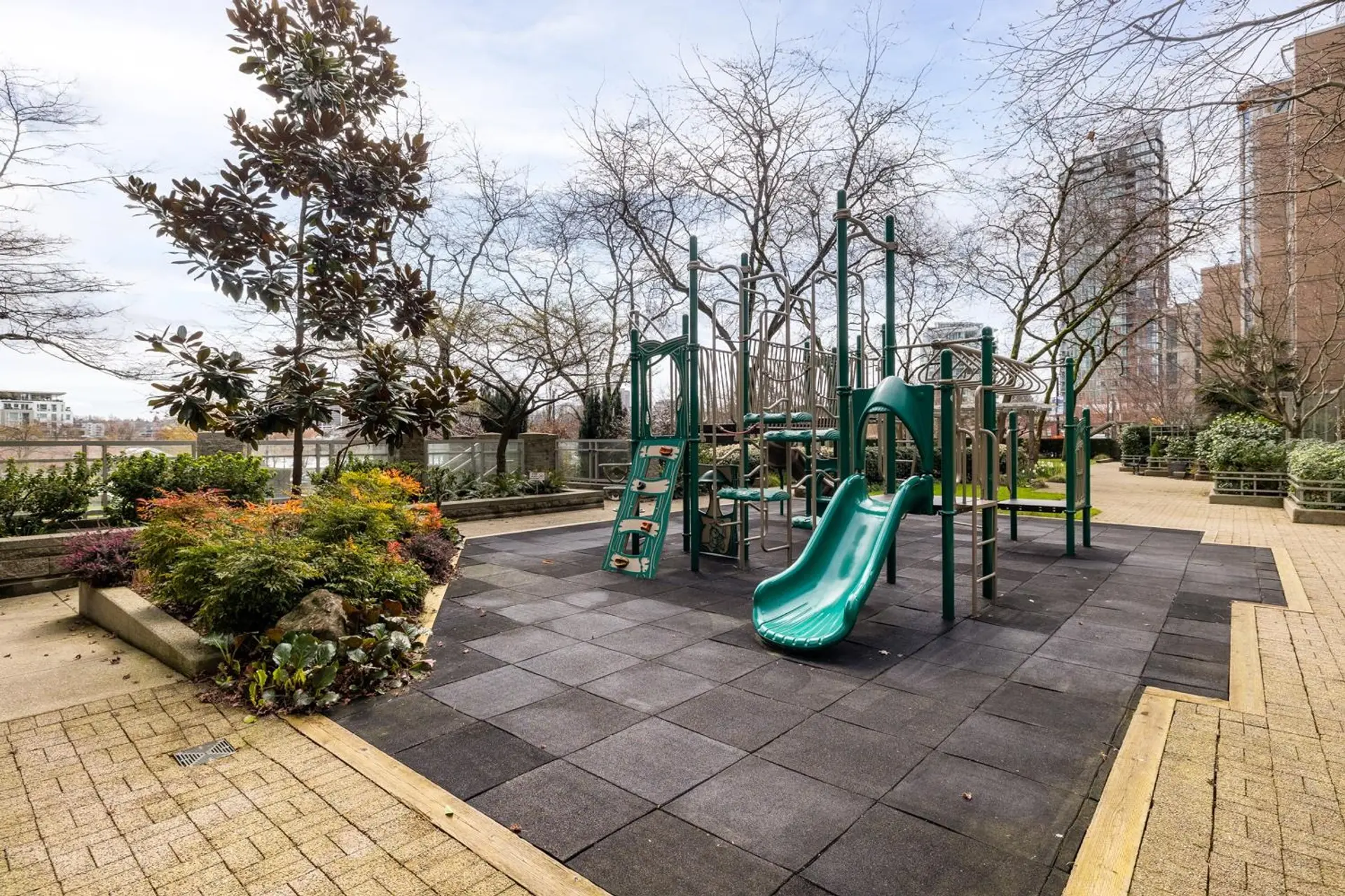 Property at #506 388 DRAKE STREET, Vancouver, BC