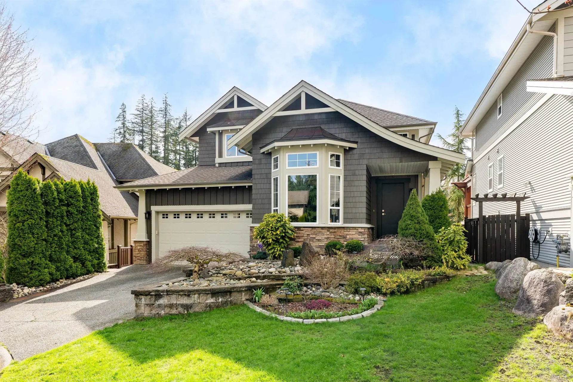 11 Maple Drive