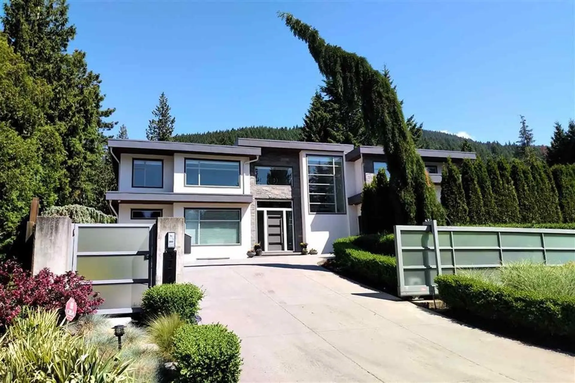 Property at 3771 Southridge Avenue, West Vancouver, BC