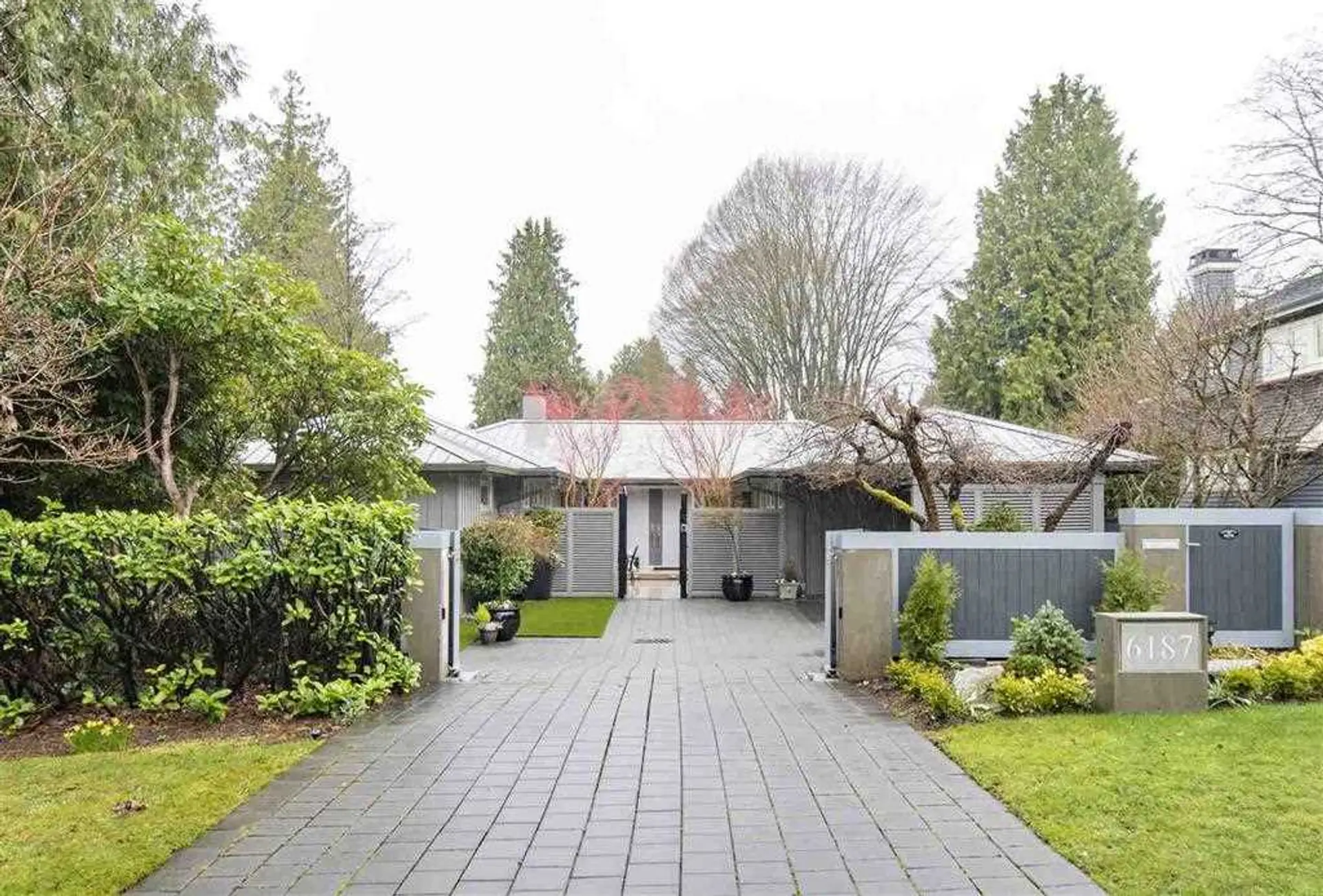 6187 Mackenzie Street - Image 1
