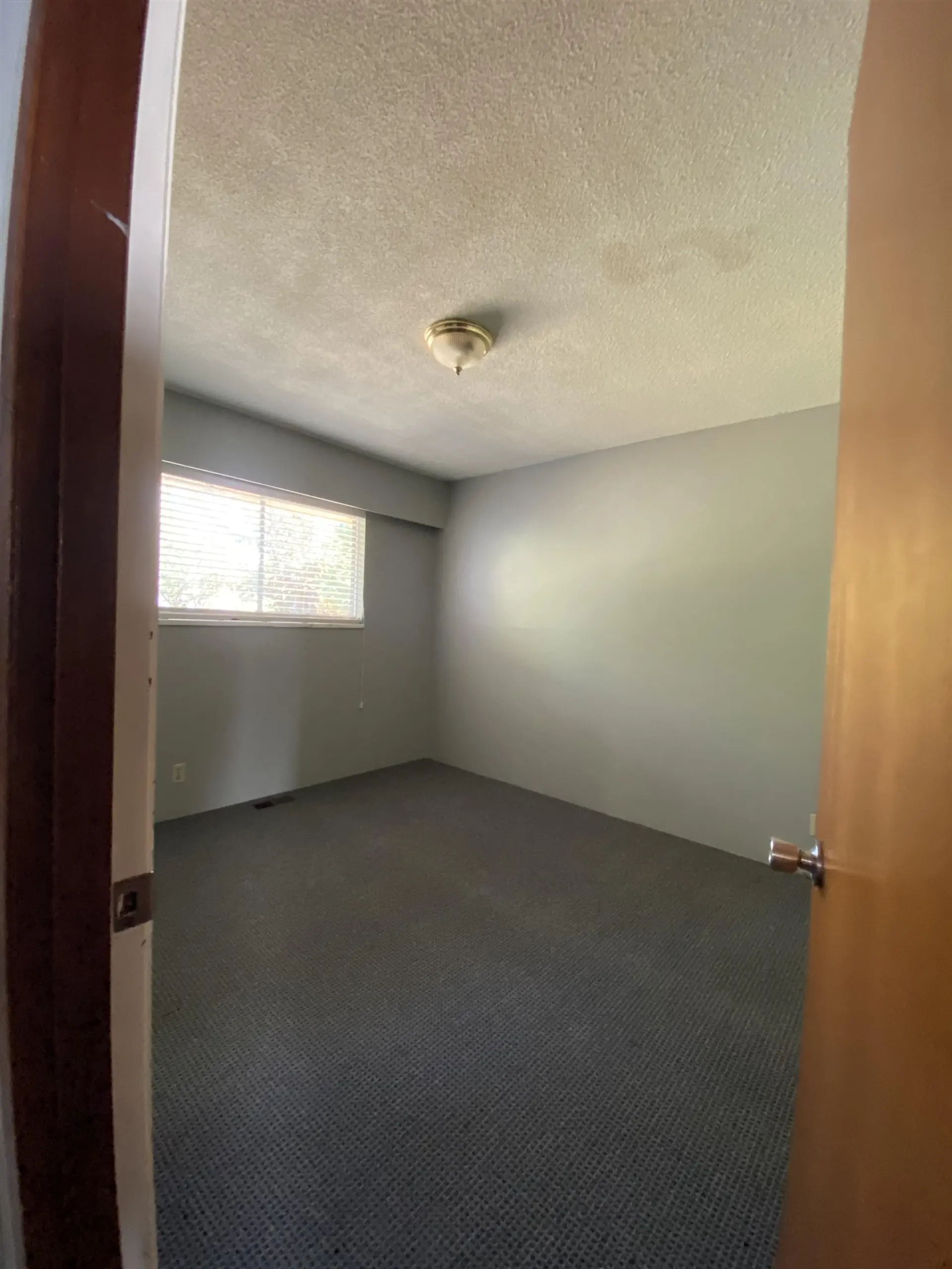 Property at 15855 VINE AVENUE, White Rock, BC