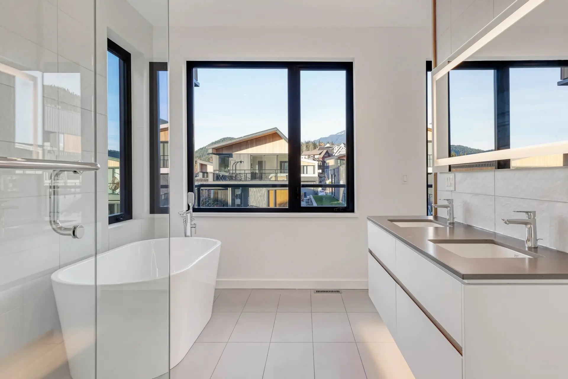 2946 Snowberry Place - Image 3
