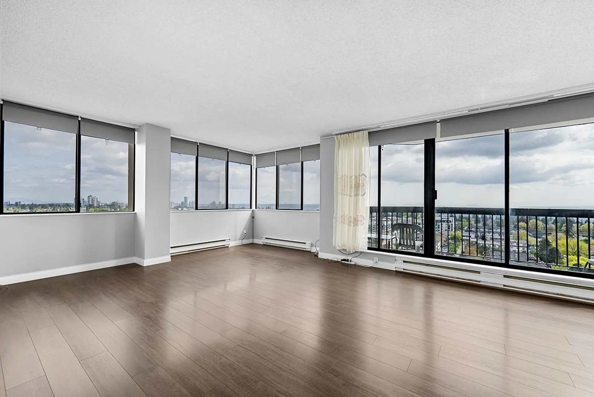 #1403 6540 Burlington Avenue - Image 7