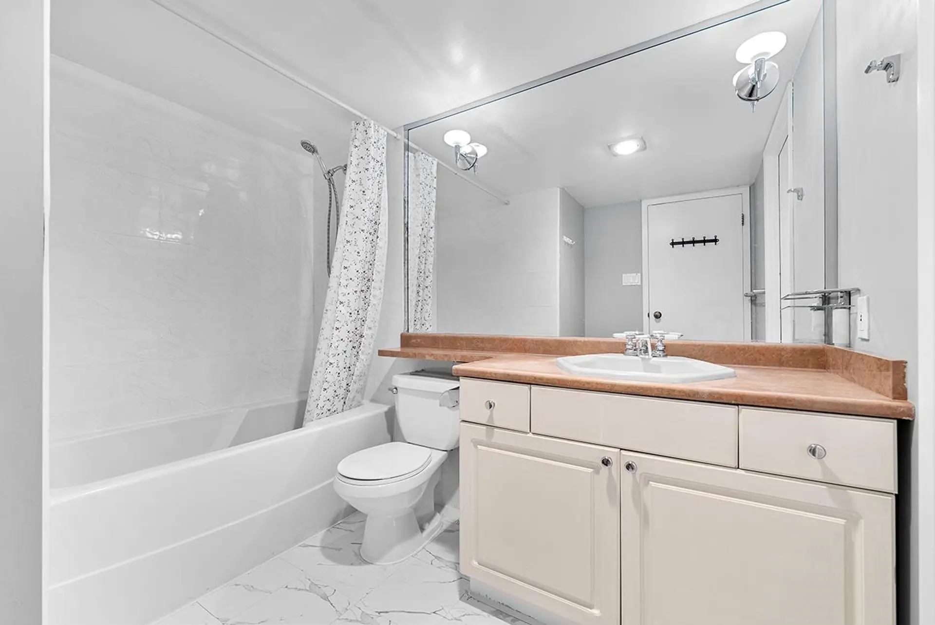 #1403 6540 Burlington Avenue - Image 18
