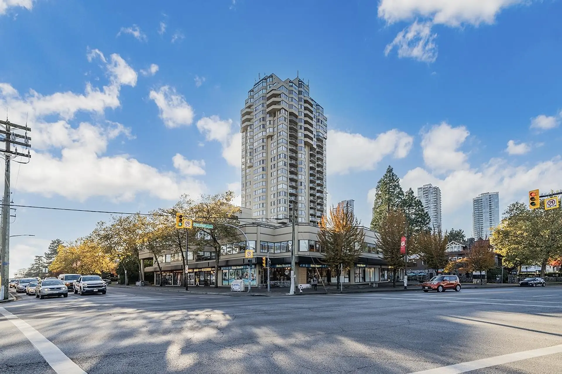 #1403 6540 Burlington Avenue - Image 4