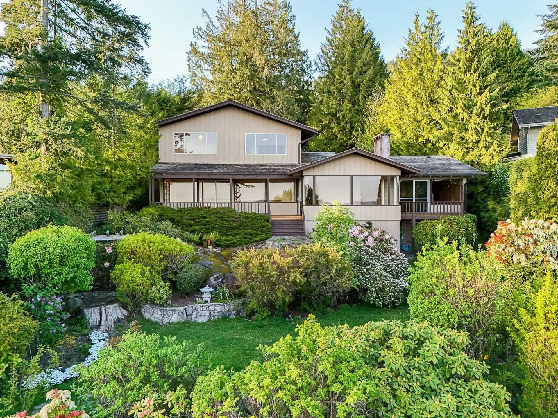 Property at 3898 Southridge Avenue, West Vancouver, BC