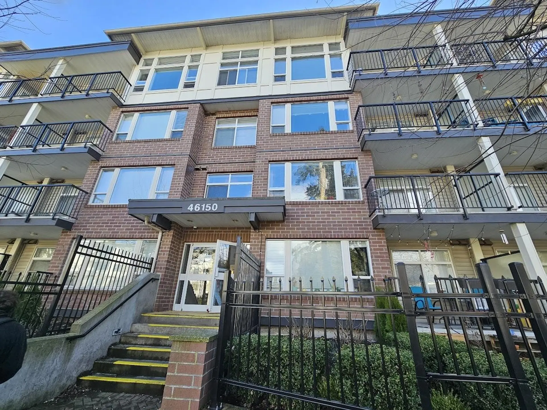 #306 46150 Bole Avenue - Image 1