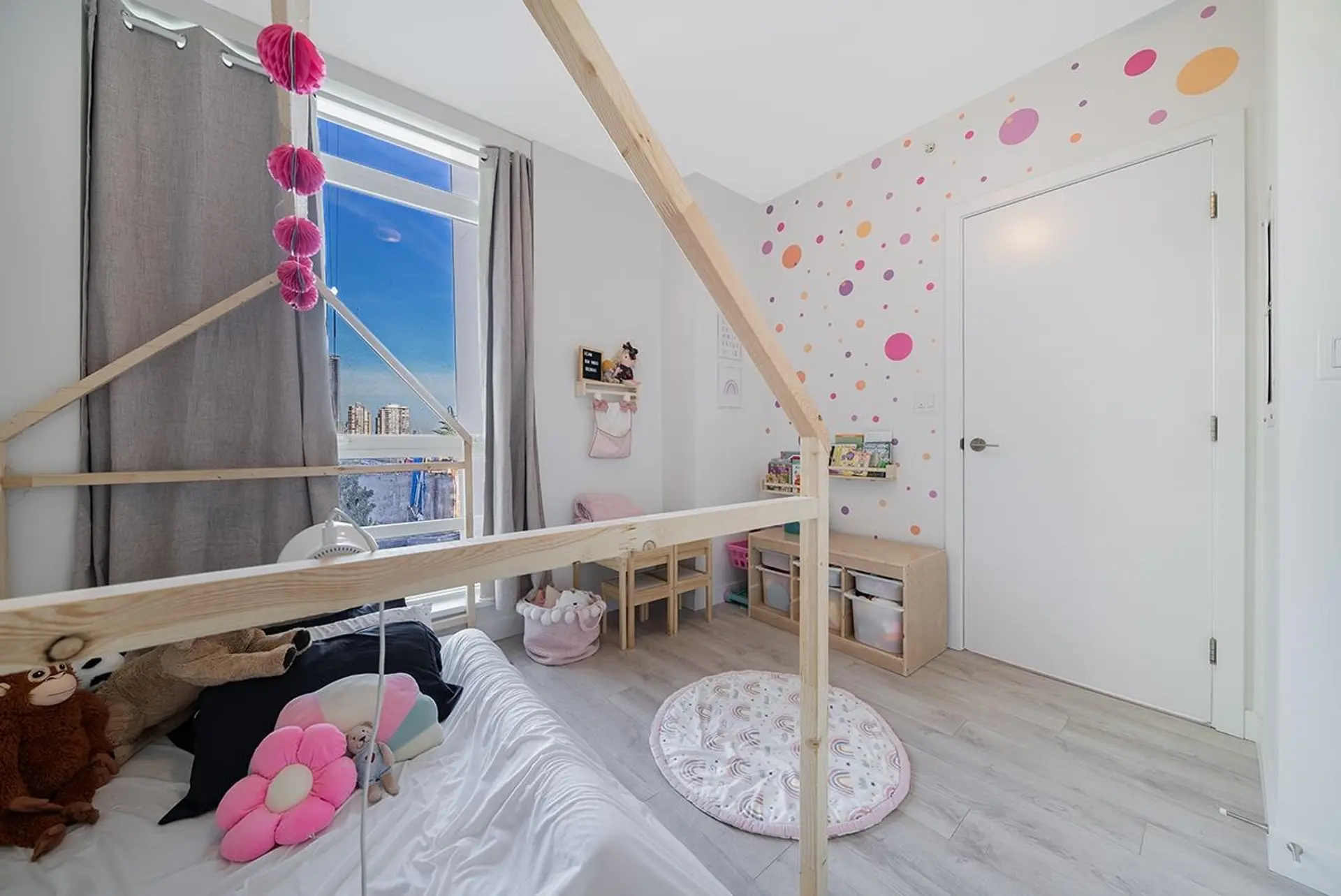 Property at #305 2085 SKYLINE COURT, Burnaby, BC