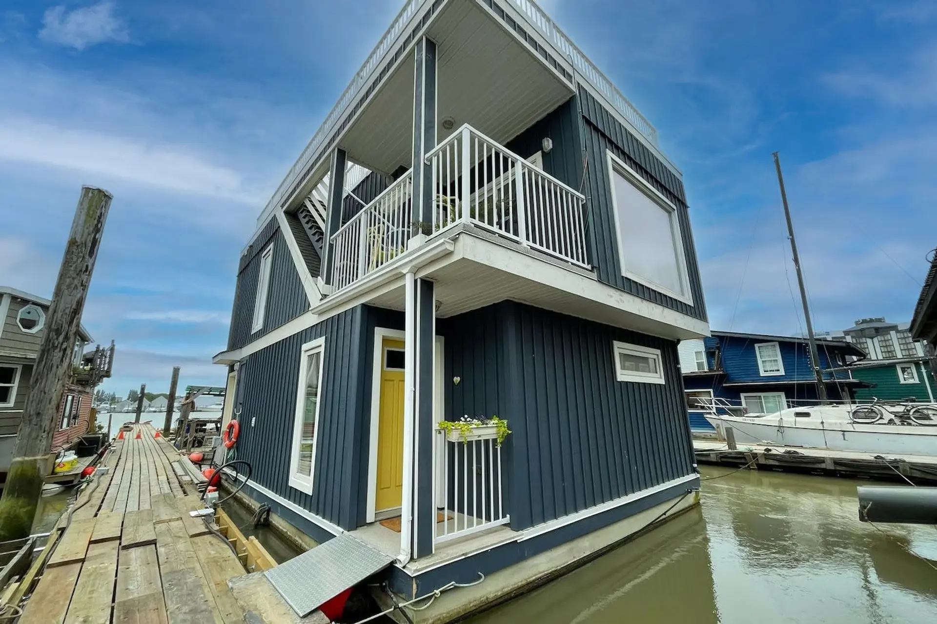 Property at #6W2 8191 River Road, Richmond, BC