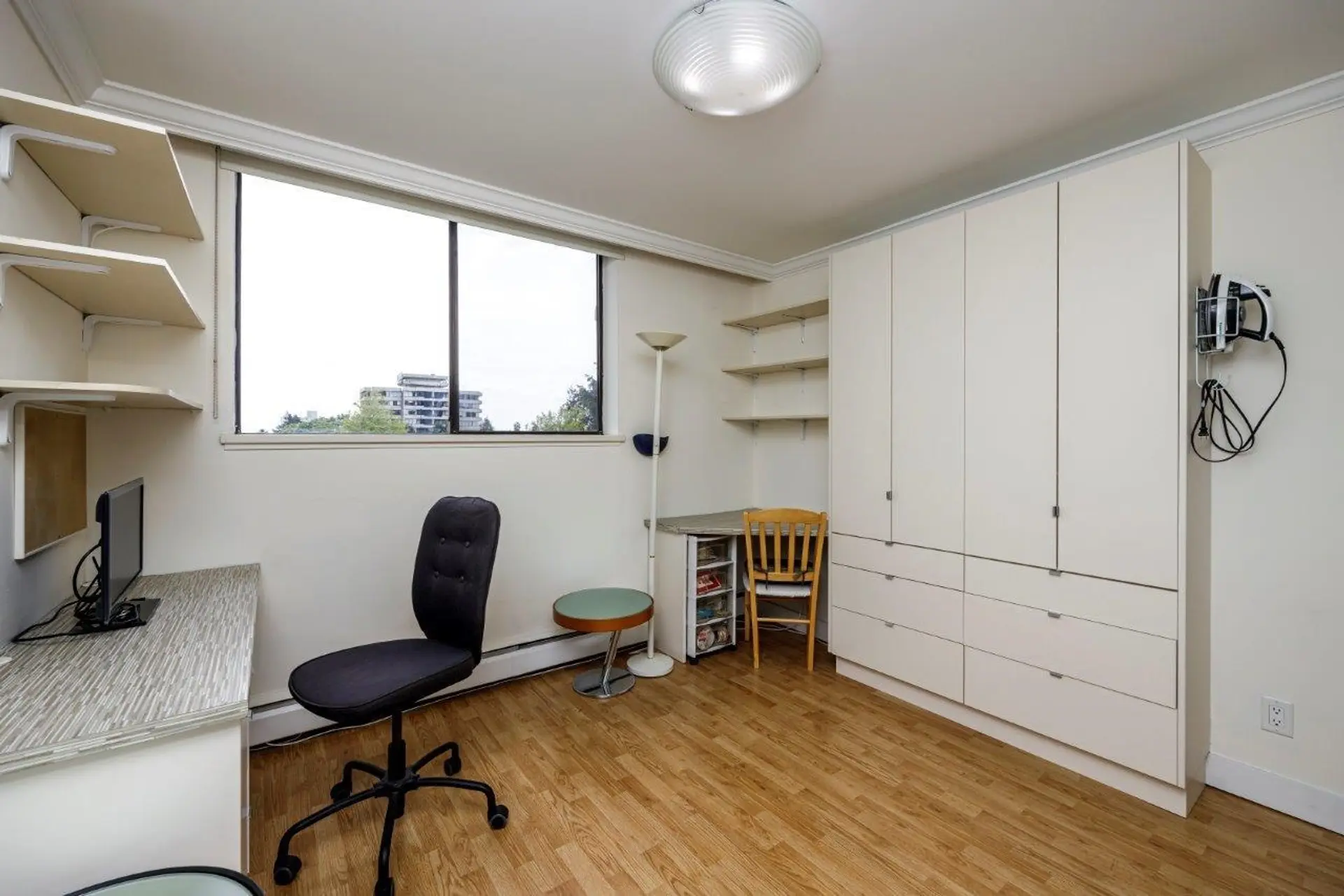 #403 114 W Keith Road - Image 10