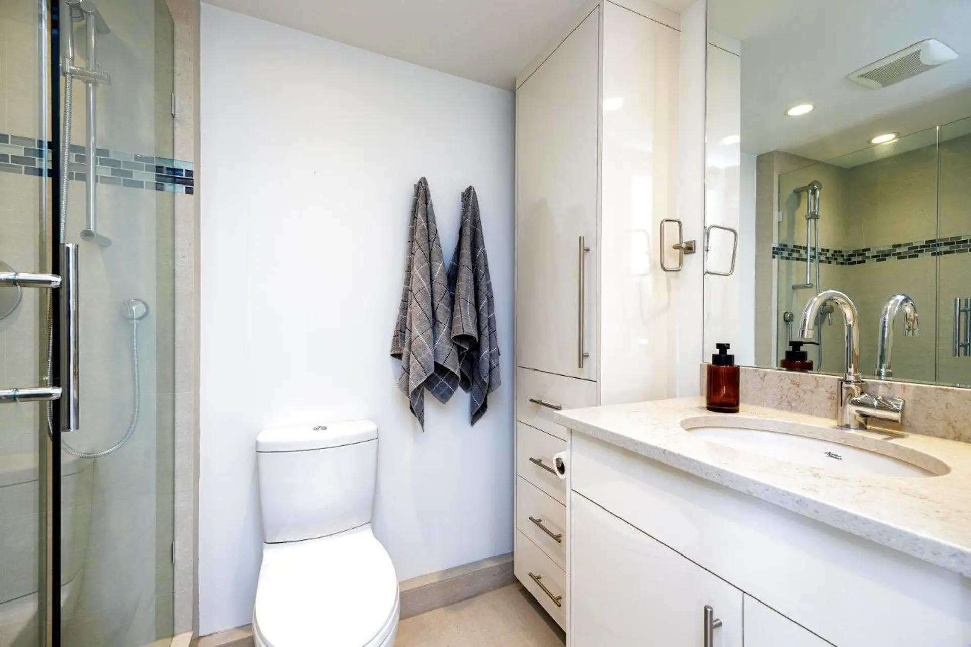#403 114 W Keith Road - Image 11